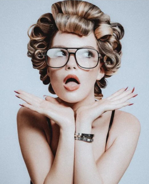 Creative Makeup artist Victoria Buckley for hair campaigns
Makeup for hair brand shoots
Beauty makeup for hair editorials