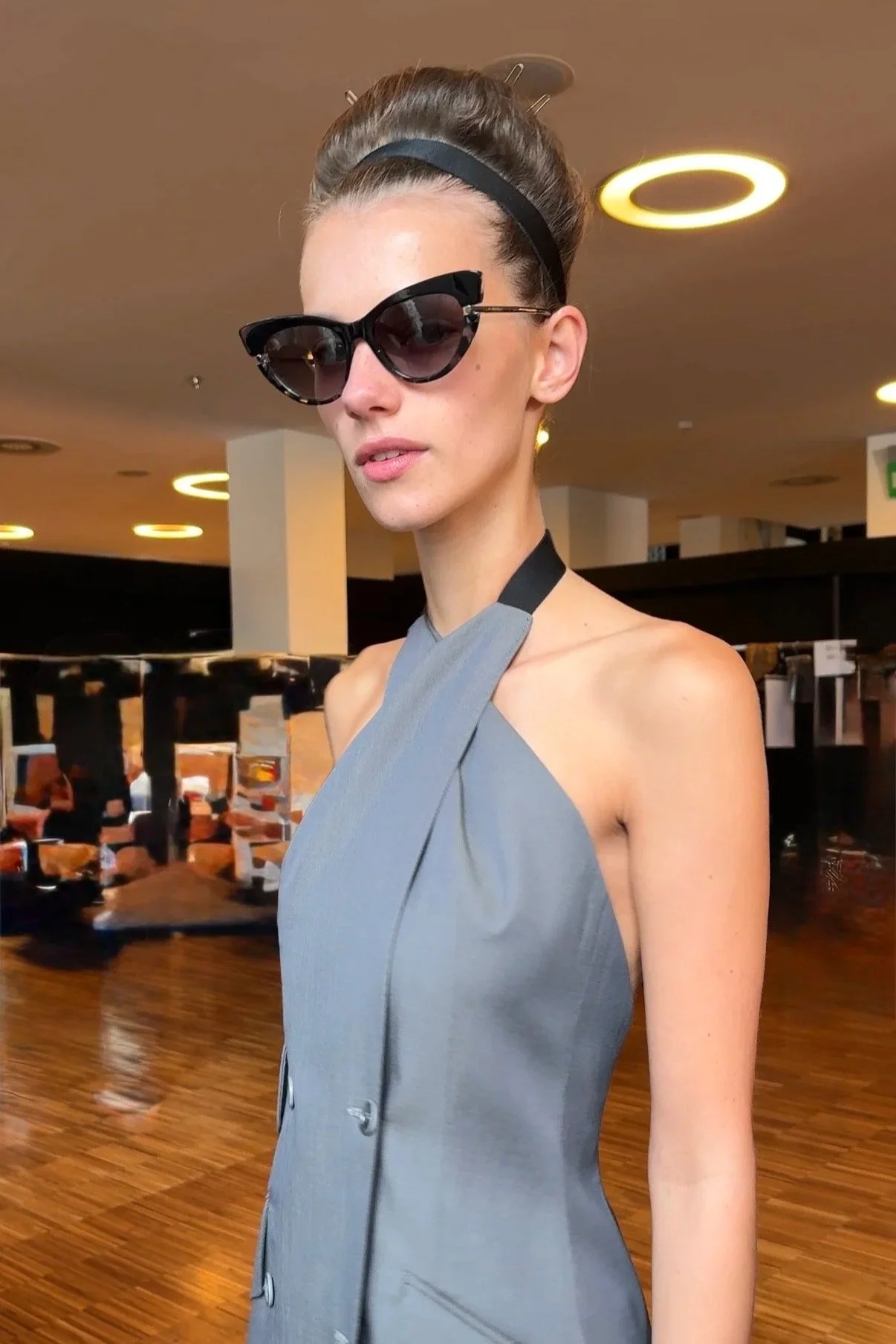 Paula Engbert X Max Mara - Milan Fashion Week
Makeup on the model by Victoria Buckley.
Lead Jane Richardson