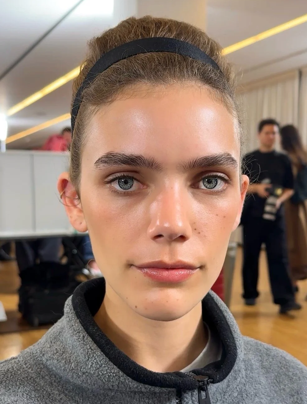 Betsy Gaghan X Max Mara - Milan Fashion Week
Makeup on the model by Victoria Buckley.
Lead Jane Richardson