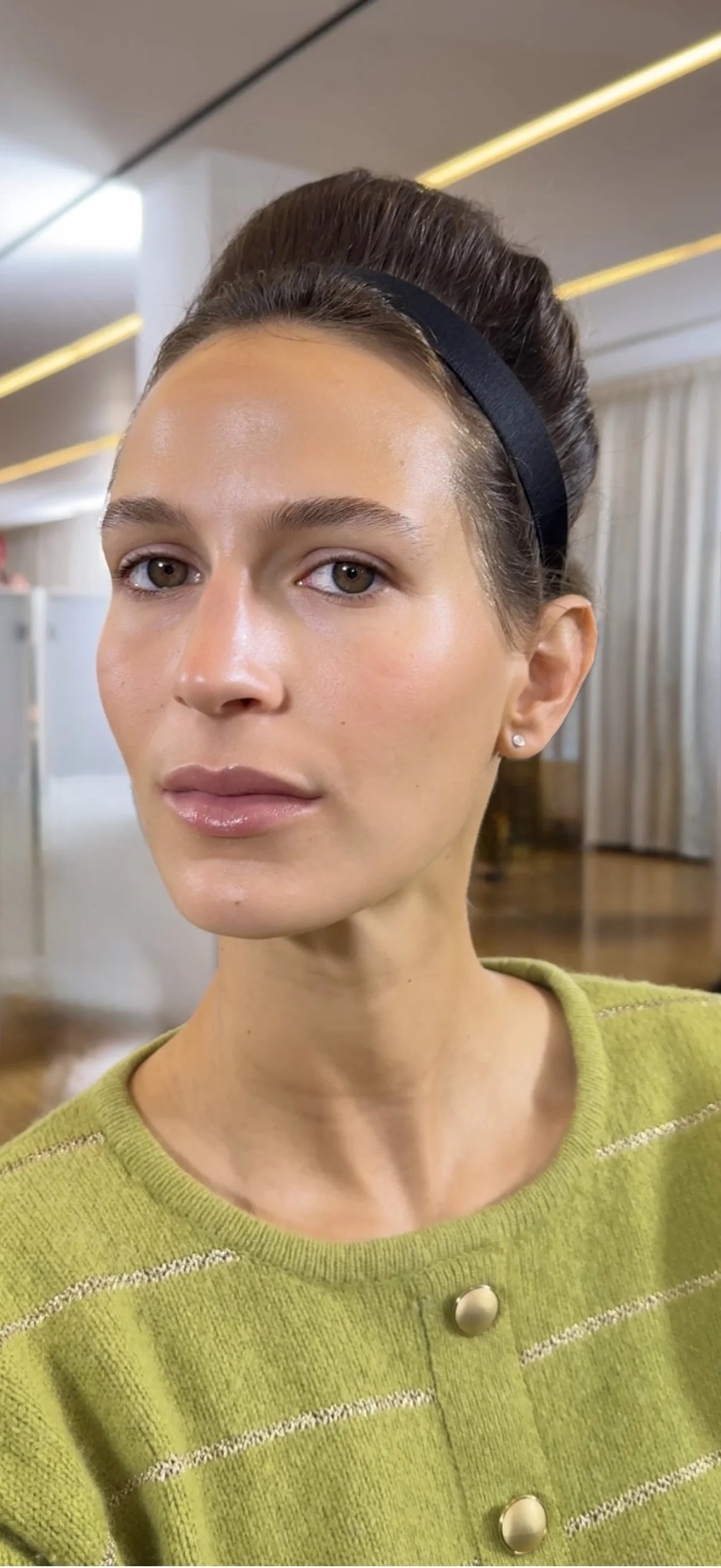 Jeanne Cadieu X Max Mara - Milan Fashion Week
Makeup on the model by Victoria Buckley.
Lead Jane Richardson