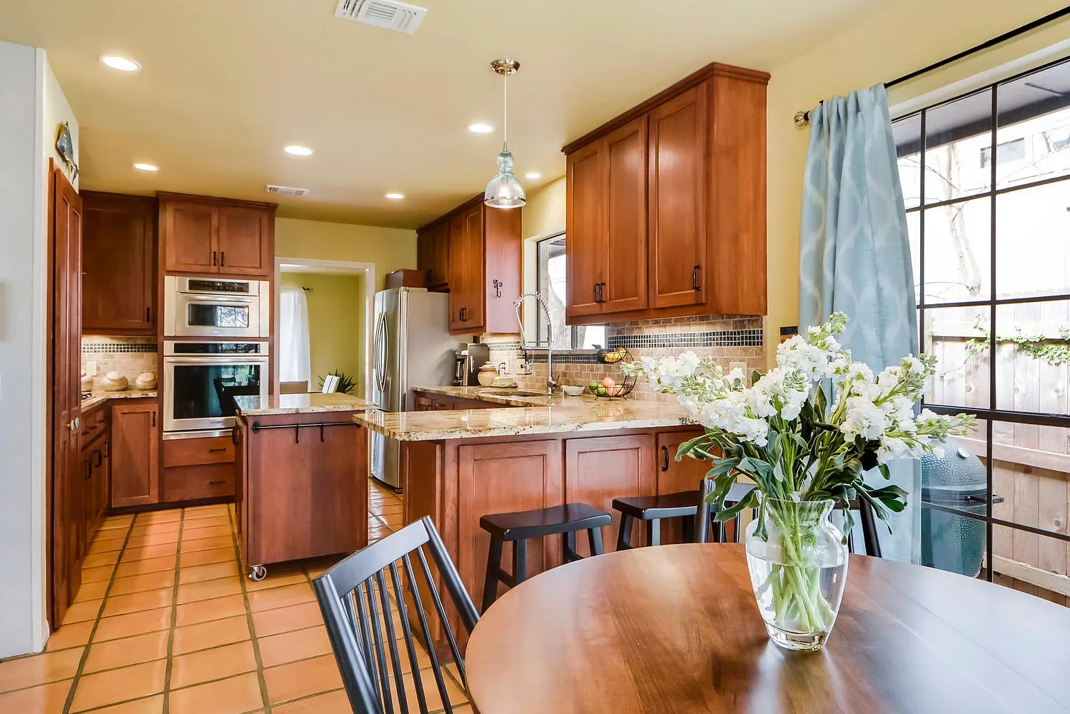 Kitchen Before 2.webp