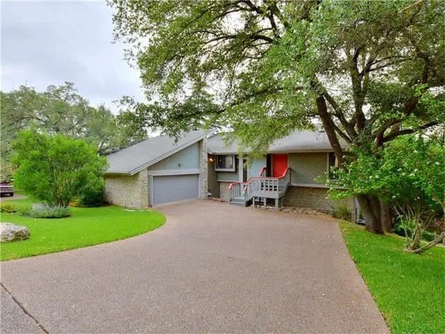 Exterior Before.jpg