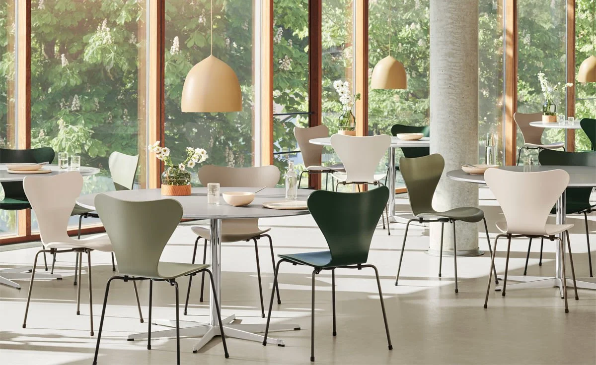 series-7-side-chair-color-arne-jacobsen-fritz-hansen-9.jpg