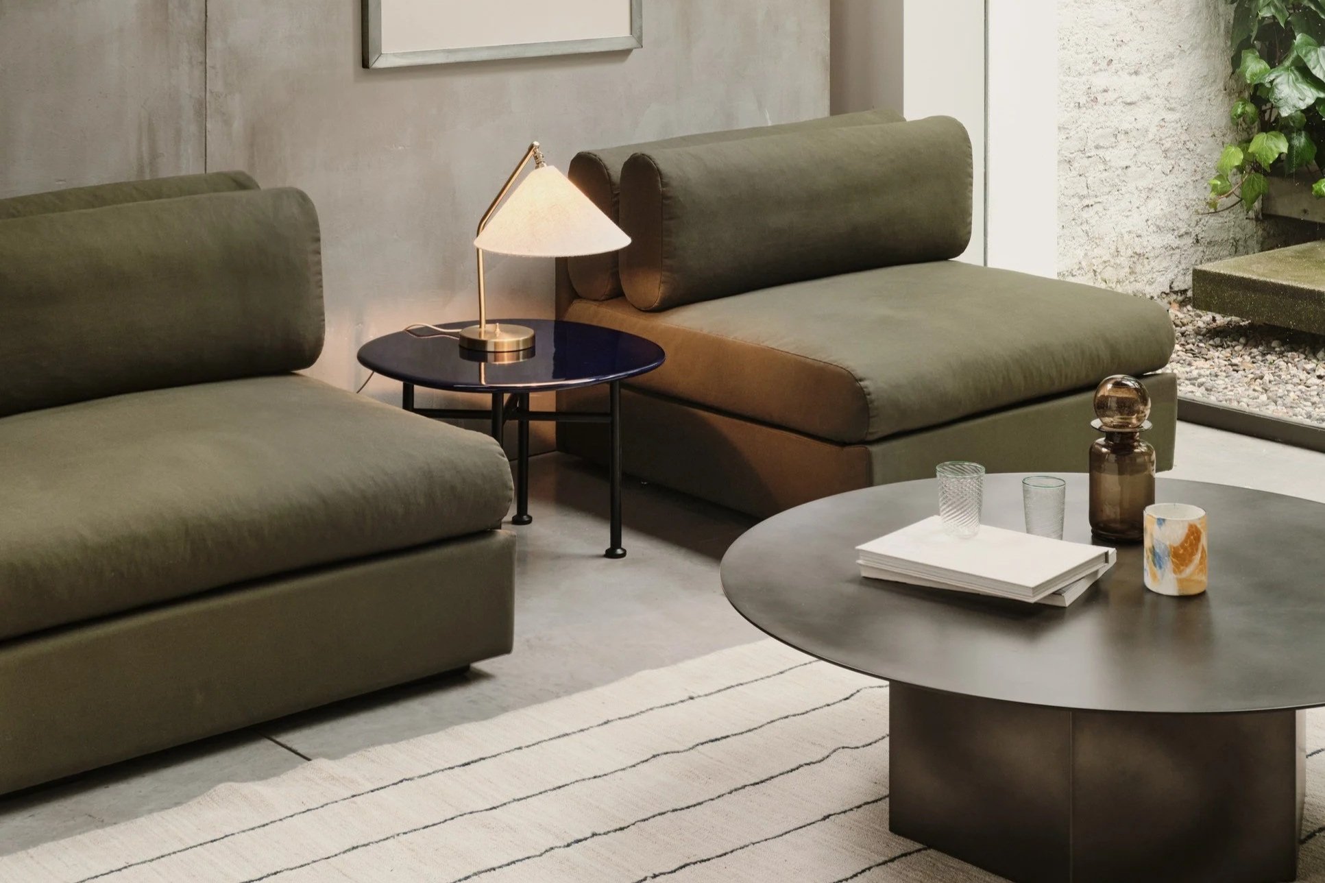 GUBI FW25-Set 7_1.jpg
