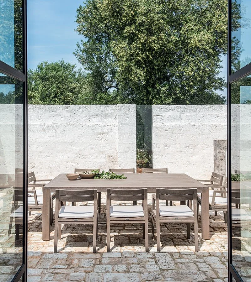 Costes_tavolo_rett_decapato_11.jpg
