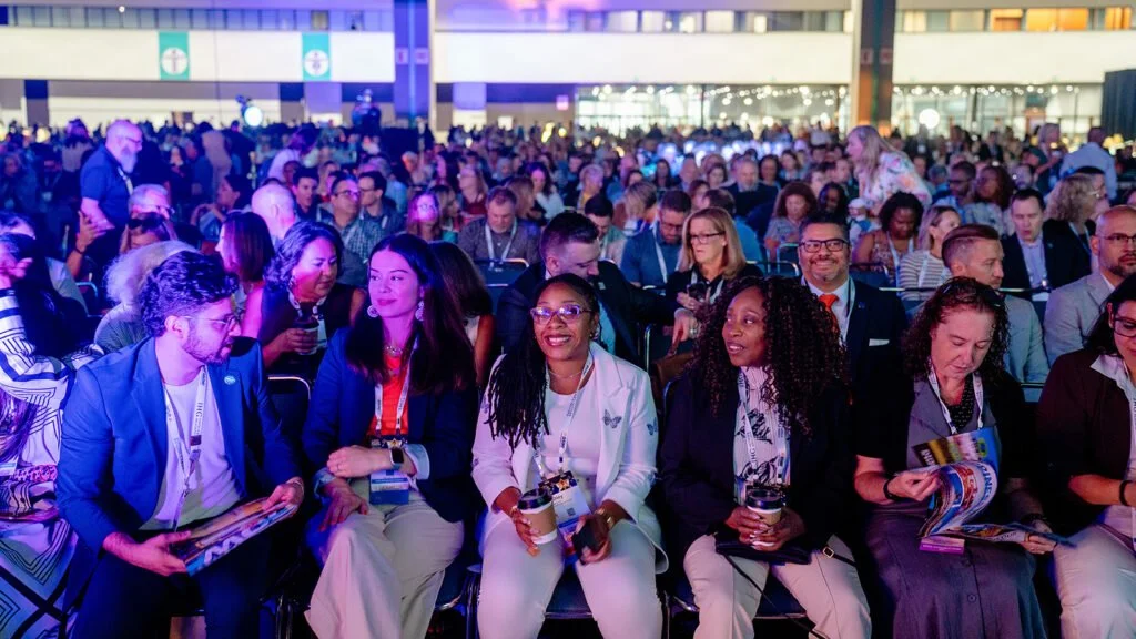 5 Questions to Ask Before Hiring a Keynote Speaker