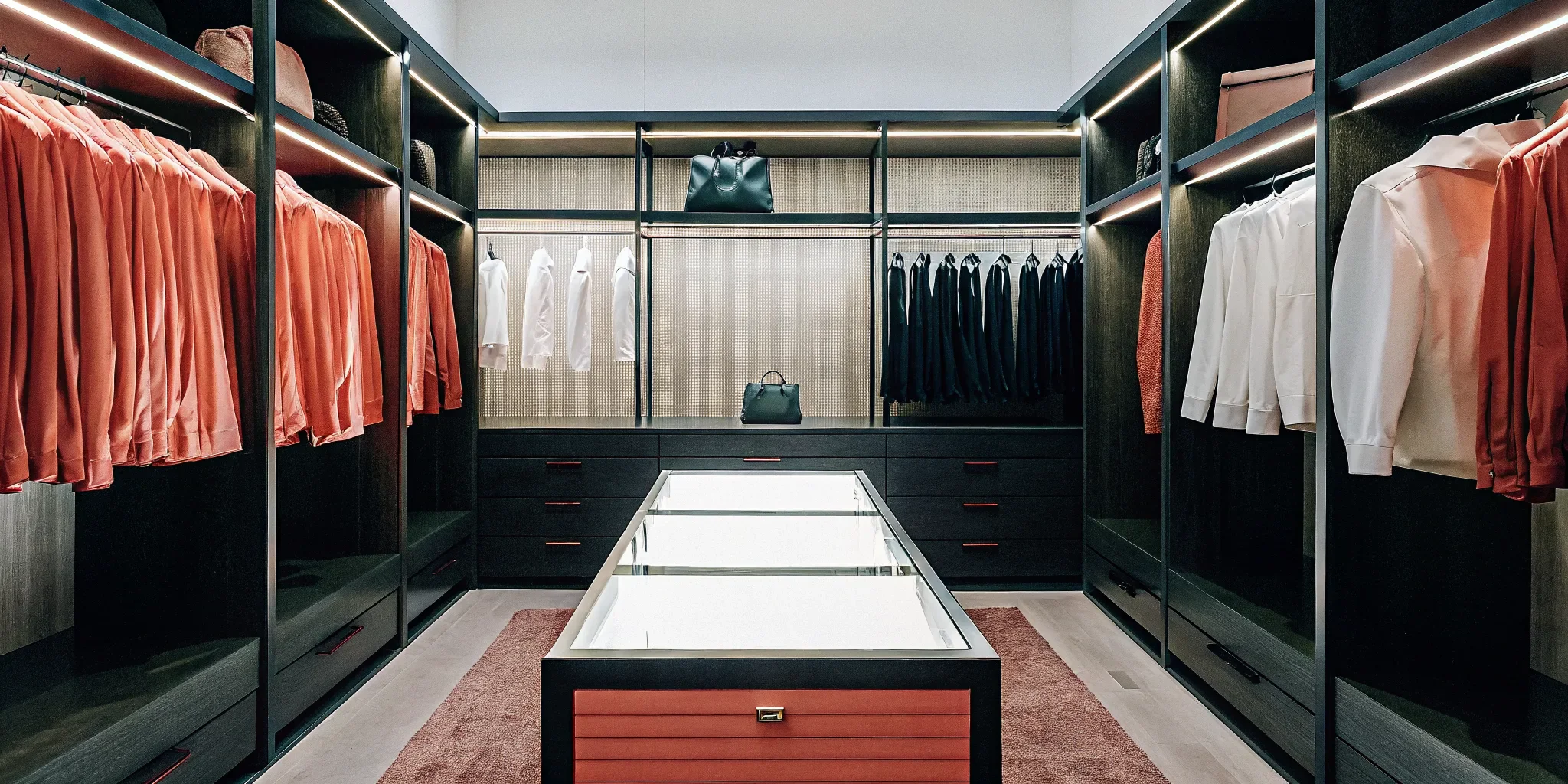 Custom Walk-In Closet Design: A Complete Guide