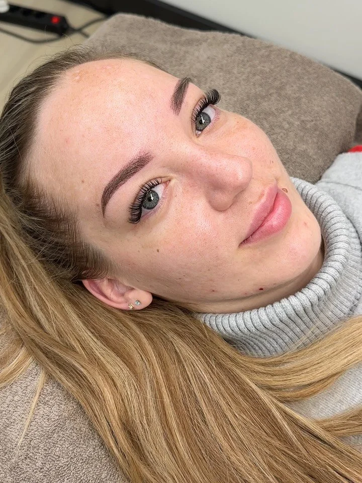 OMBR&Eacute; POWDERBROWS✨

&mdash;&mdash;&mdash;&mdash;&mdash;&mdash;&mdash;&mdash;&mdash;&mdash;&mdash;&mdash;&mdash;&mdash;&mdash;&mdash;&mdash;&mdash;&mdash;&mdash;

✔️ 1 tot 2 jaar zichtbaar resultaat
✔️ Behandeling duurt 1,5 tot 2 uur 
✔️ Kleur 