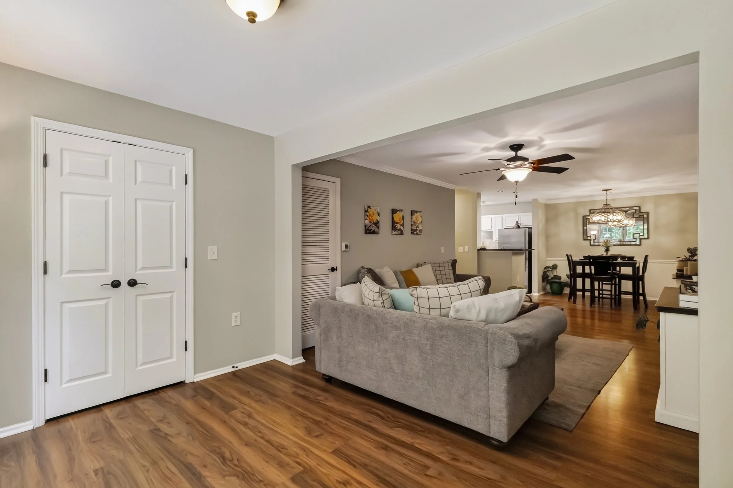 50 Pebble Beach Cove f117 - 007 (Photos).jpg