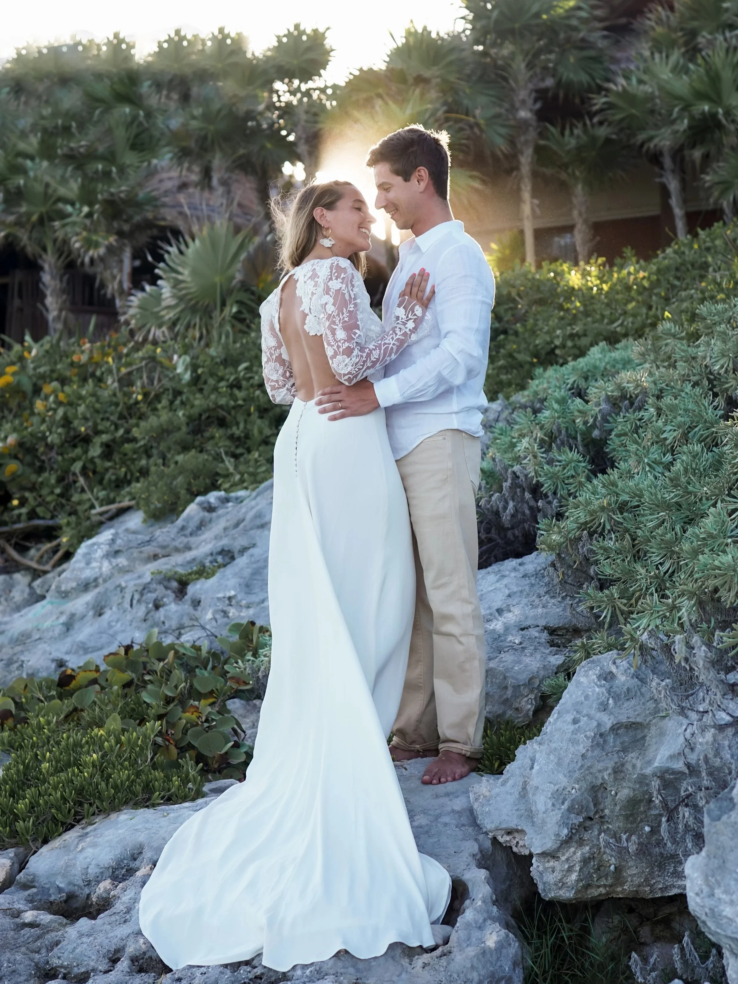 You love the idea of getting married on a beautiful beach in a unique location.
Greece & Mexico Destination Wedding and Elopement Photographer - Reserve your date now!