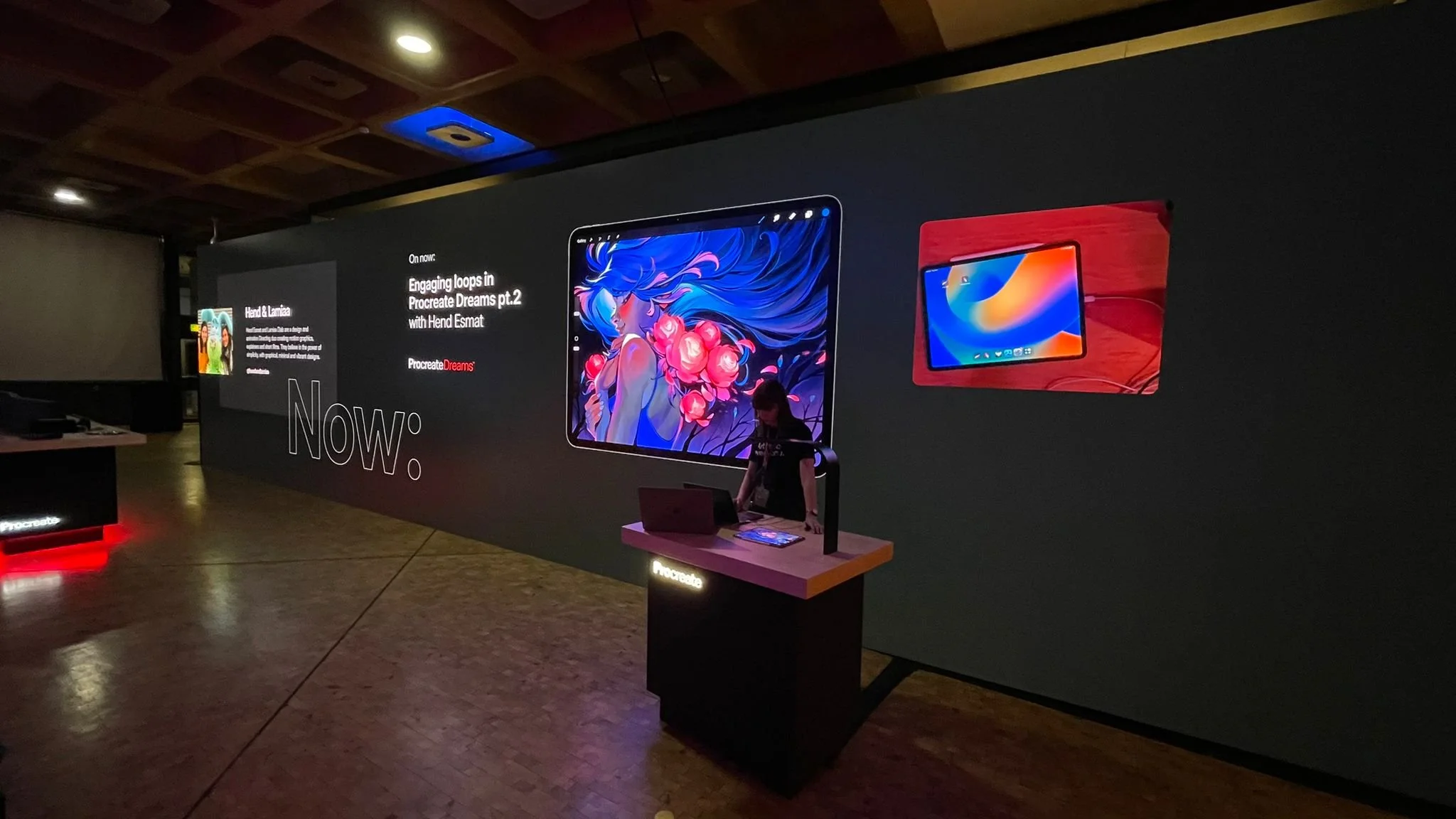 Hire screens for exhibitions.jpeg