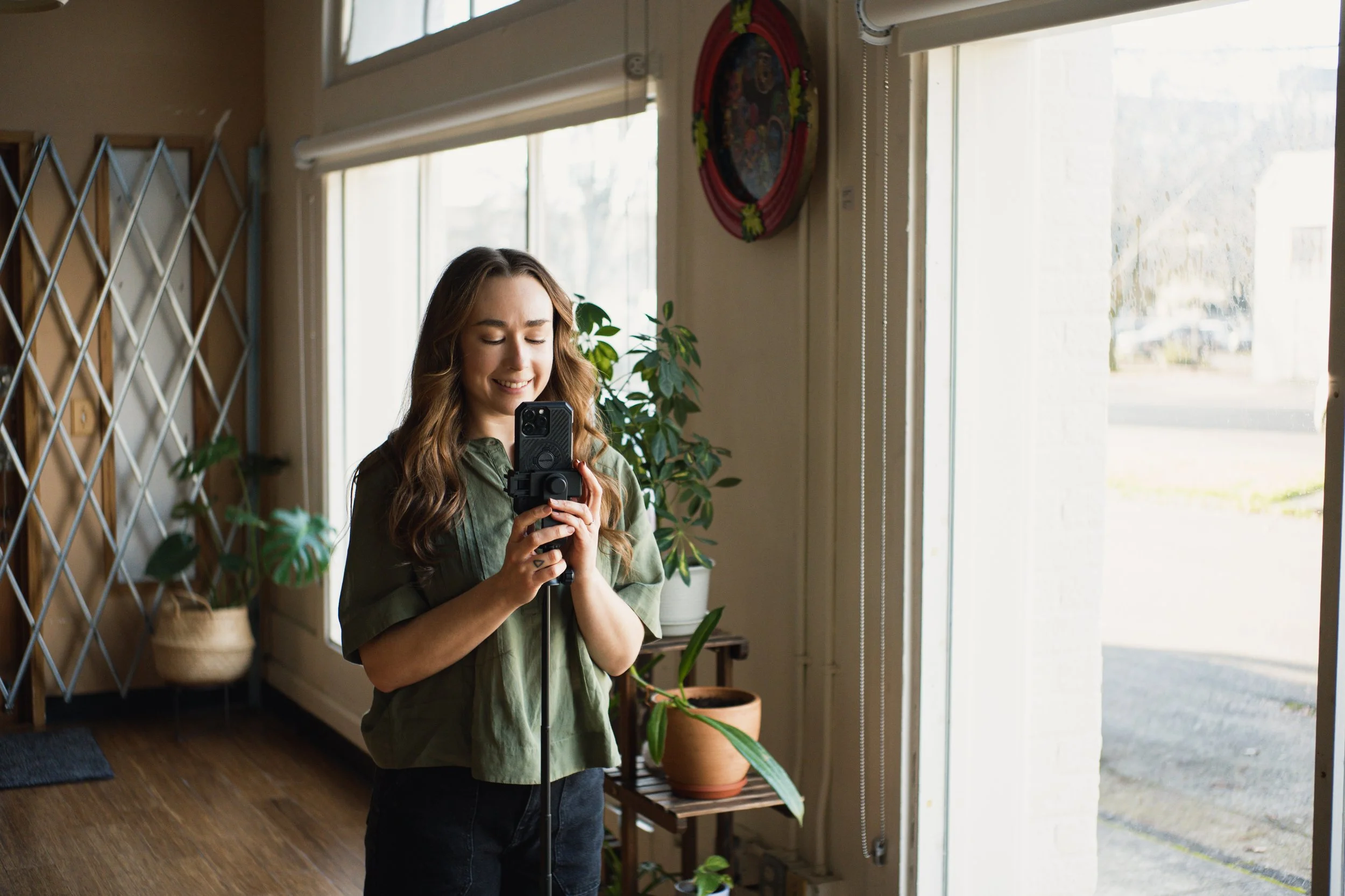 Real-Life Green Flags That Your Instagram Content is Working for Your Business