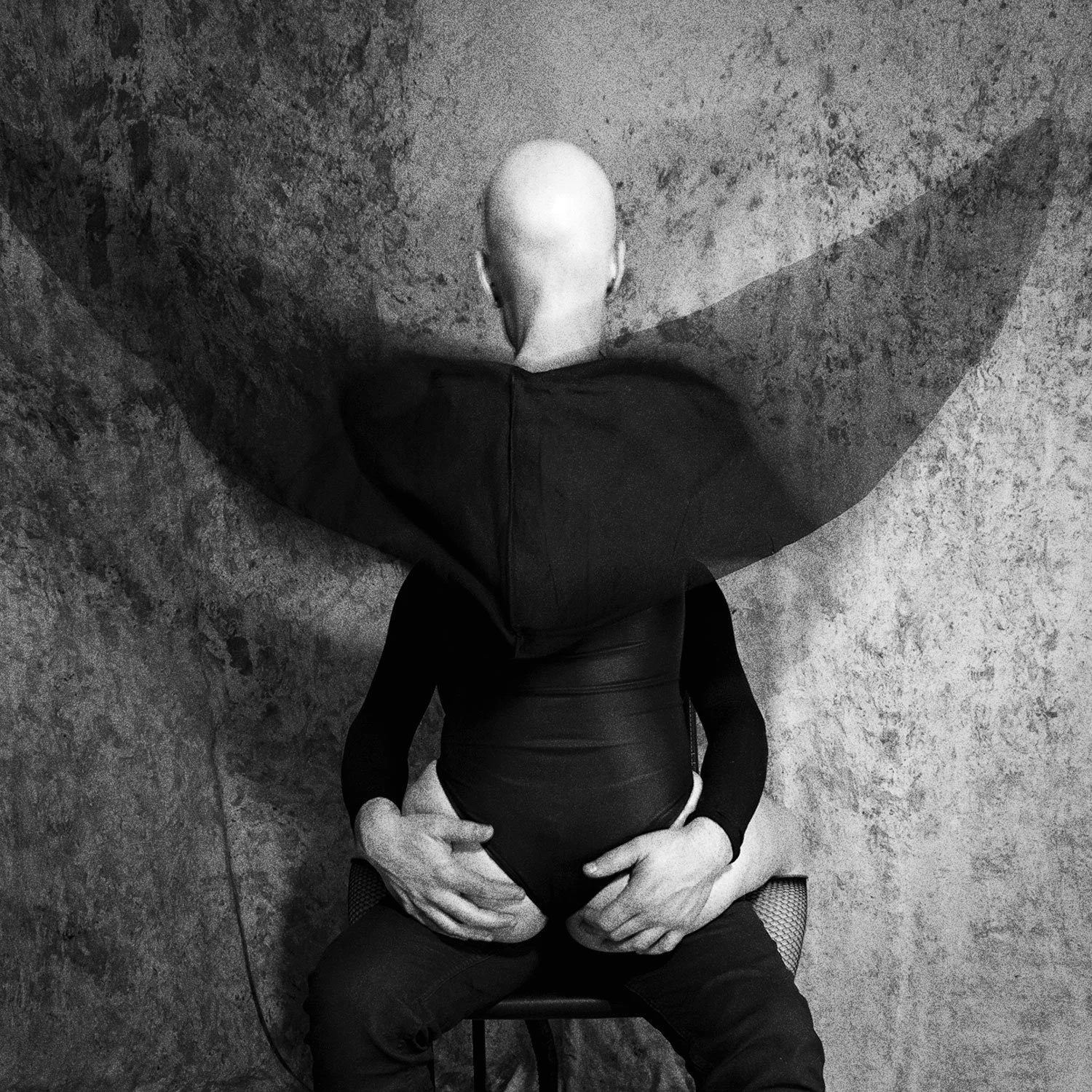 Black and white dark and erotic fashion pregnancy photoshoot
