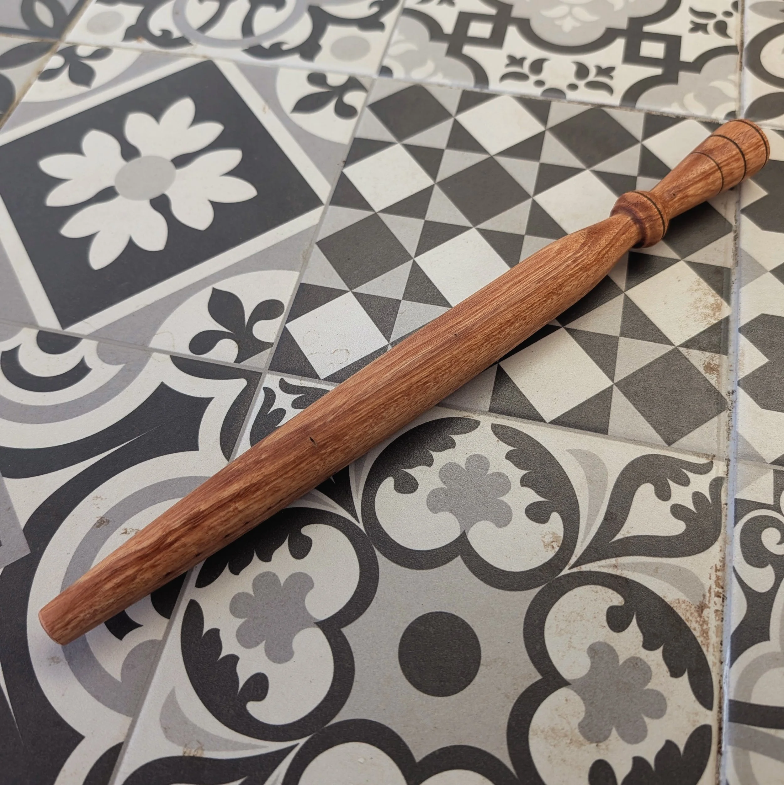 Handcrafted Spotted Gum Spurtle | Traditional Scottish Porridge Stirrer