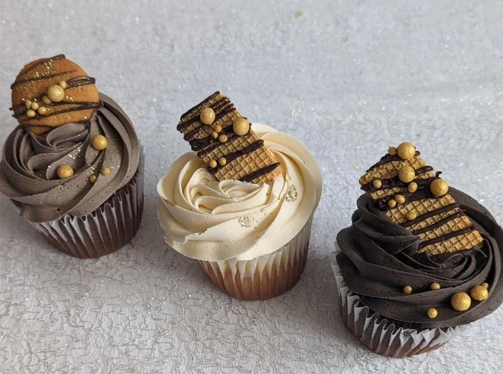 large-chocolate-cupcakes-frosted-custom-bakery-fort-washington-md.jpg