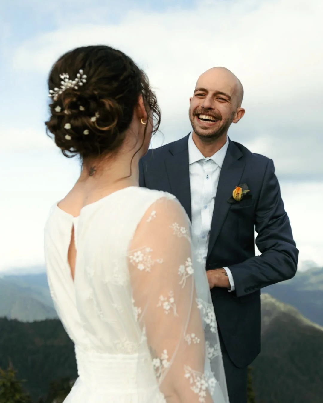 Shockingly, this wedding has been kept a secret since last year! 🤫

Okay&hellip; not the wedding itself. Meghan and Ryan&rsquo;s family and friends were all there to celebrate their big day! The photos, however, have been a little secret. 😉

And th