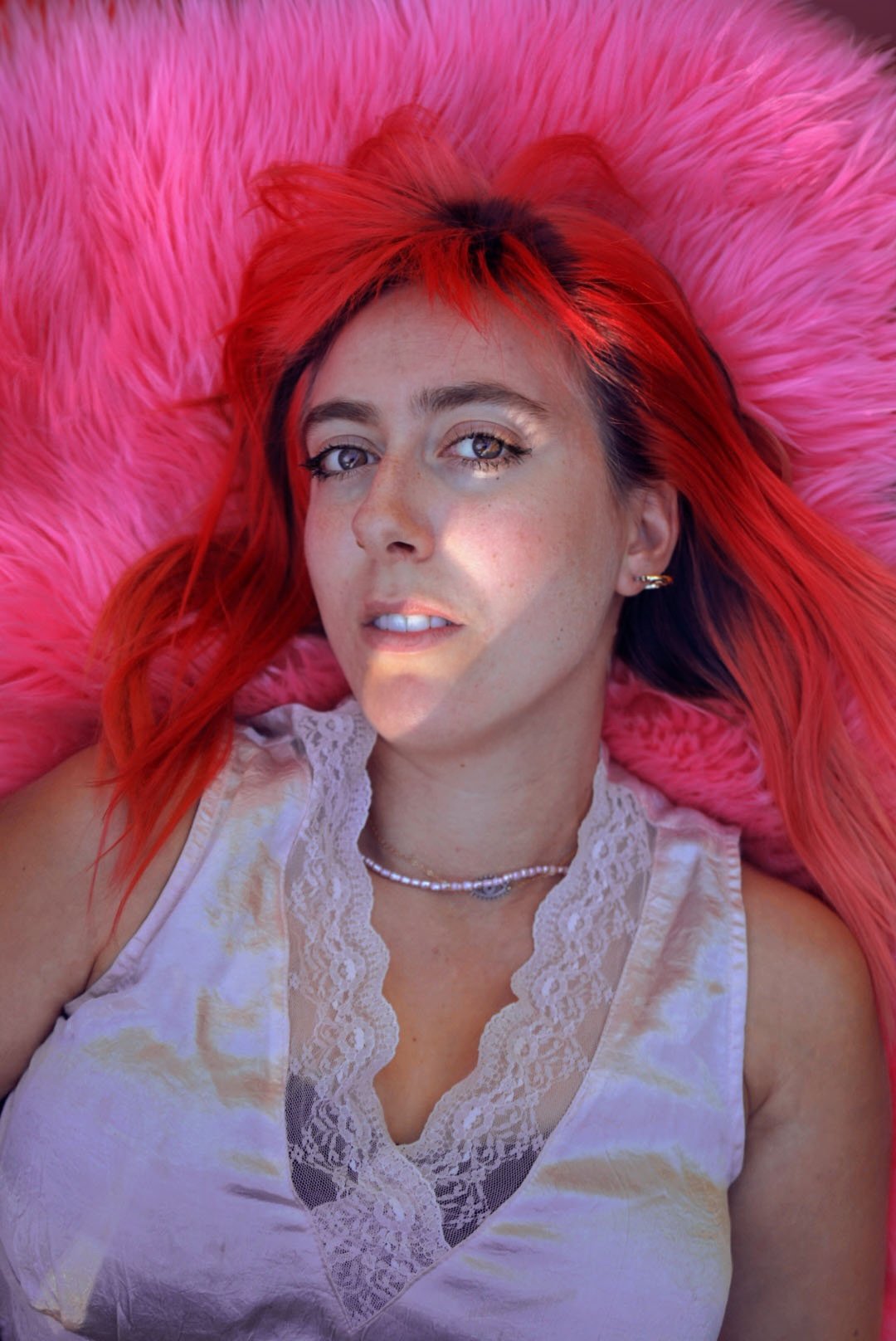 Portraitpink.jpeg