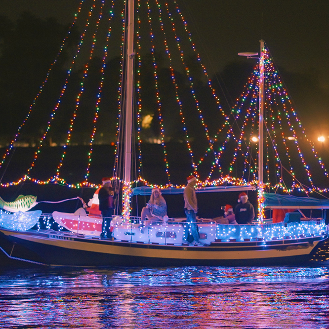 - Mission Bay Parade of Lights 