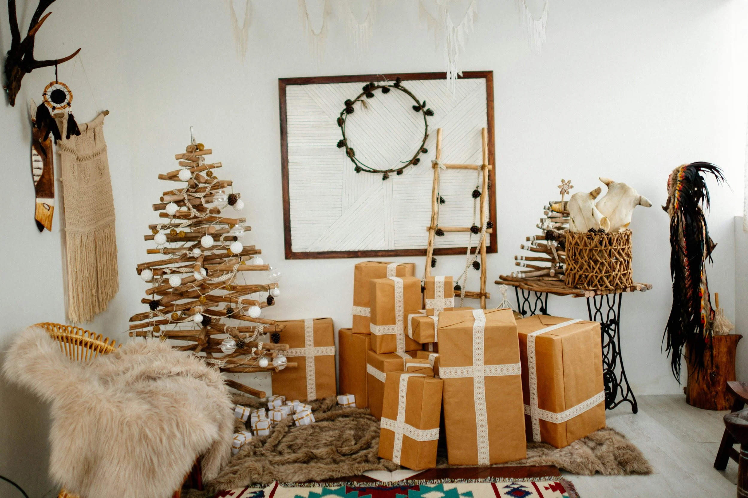 Storing Holiday Décor the Right Way (So Next Year’s Easier)