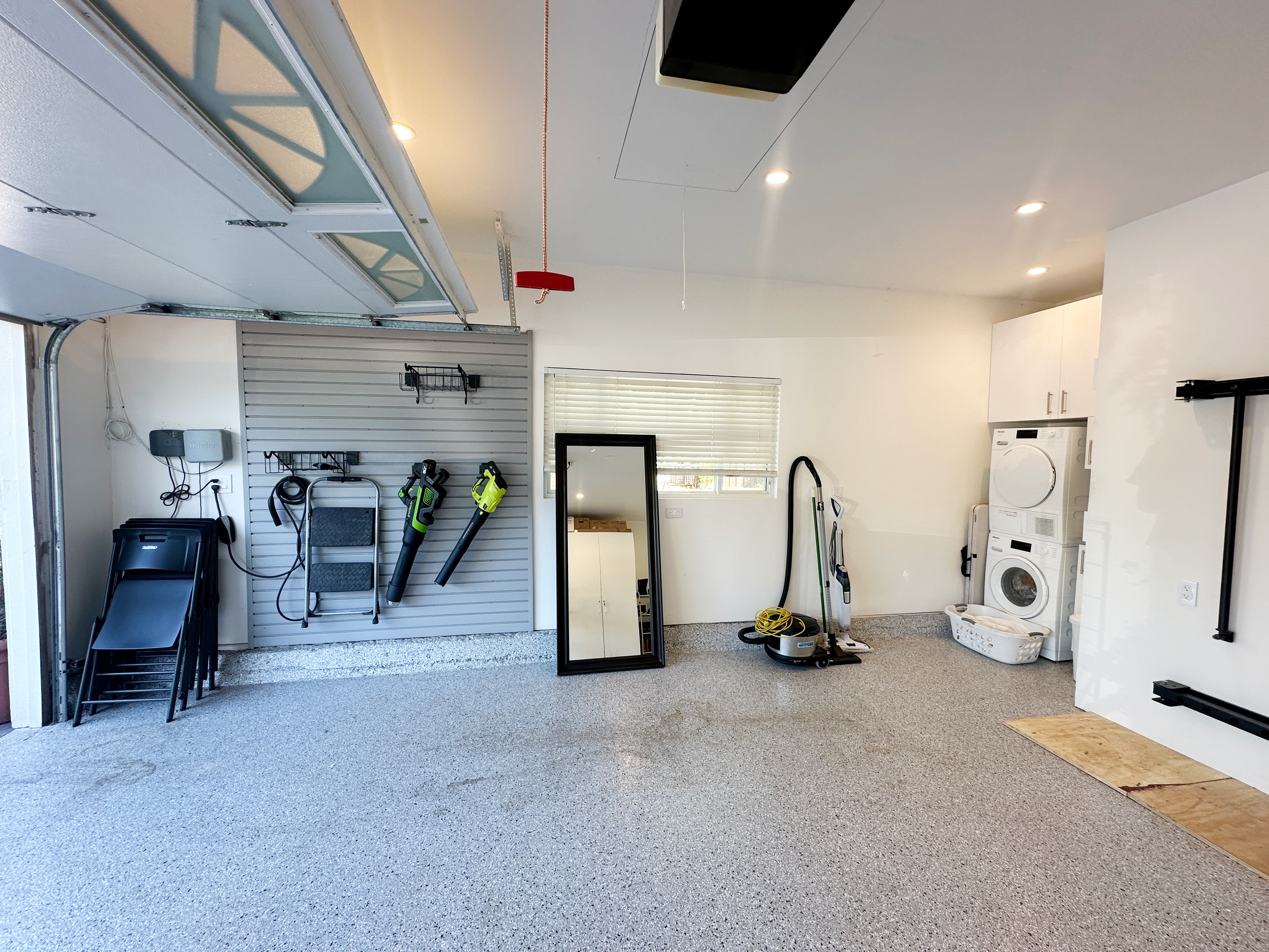 After of a sparse garage that has been professionally organized, and had broken and unused items removed in the Bay Area, CA