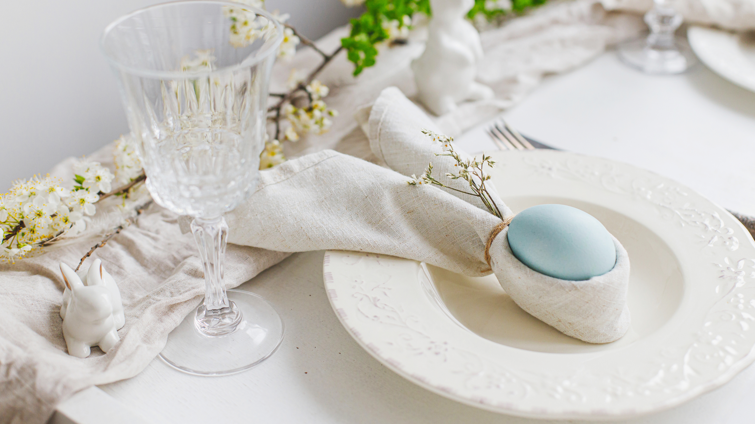 Easter Event Inspirations: Elegant Décor and Menu Ideas