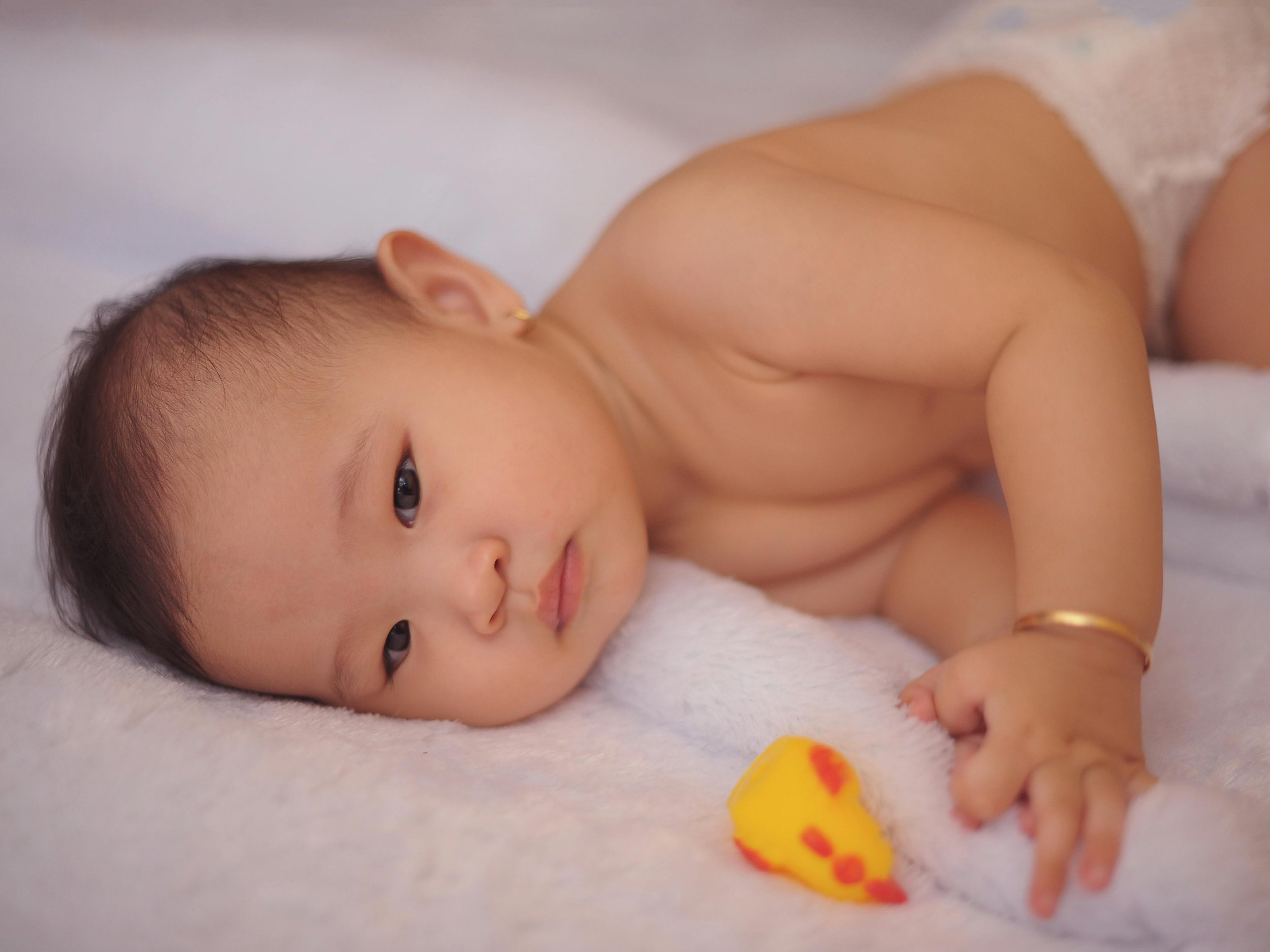 alternate tummy time on side