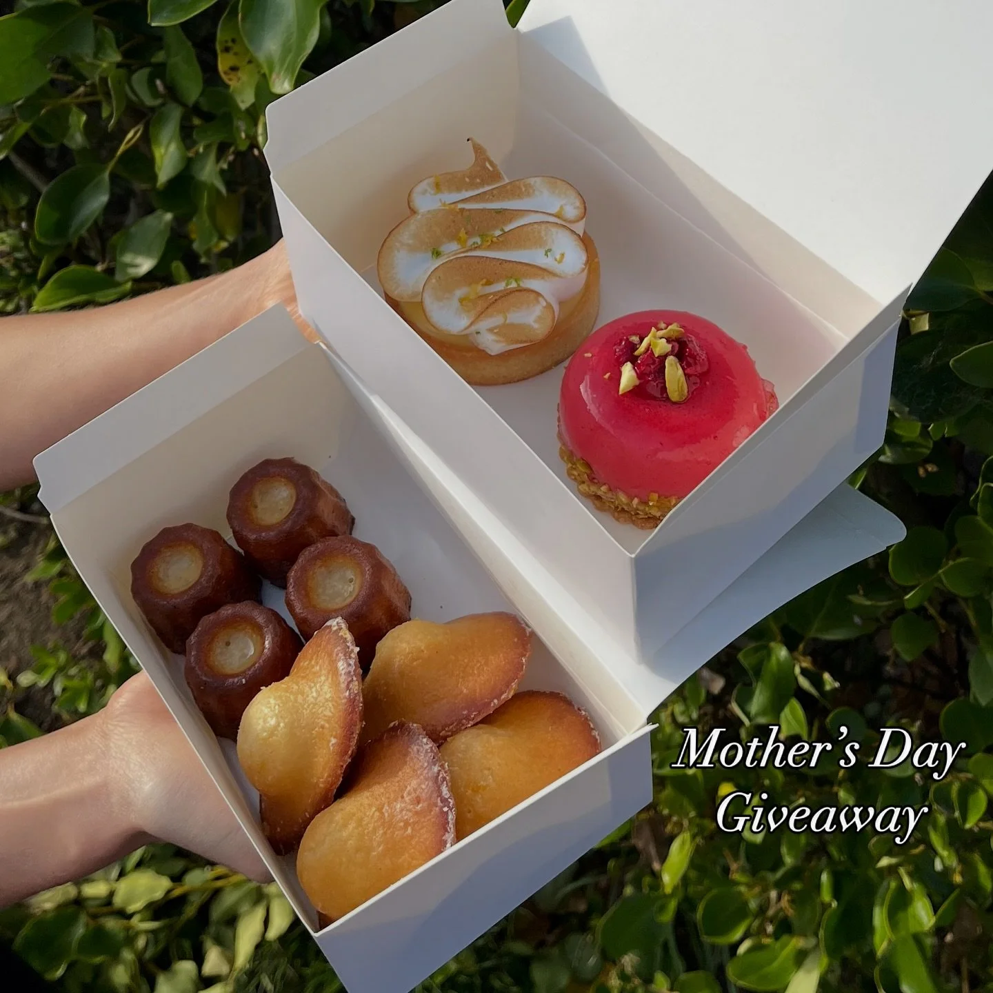 &mdash;&mdash; 🎁 Giveaway 🎁&mdash;&mdash;

To celebrate Mother&rsquo;s Day with you 💗 and also to thank you for your support before our long holiday in France 🇫🇷 which will started at the beginning of June, we would like to offer : 

🔸 x1 box o