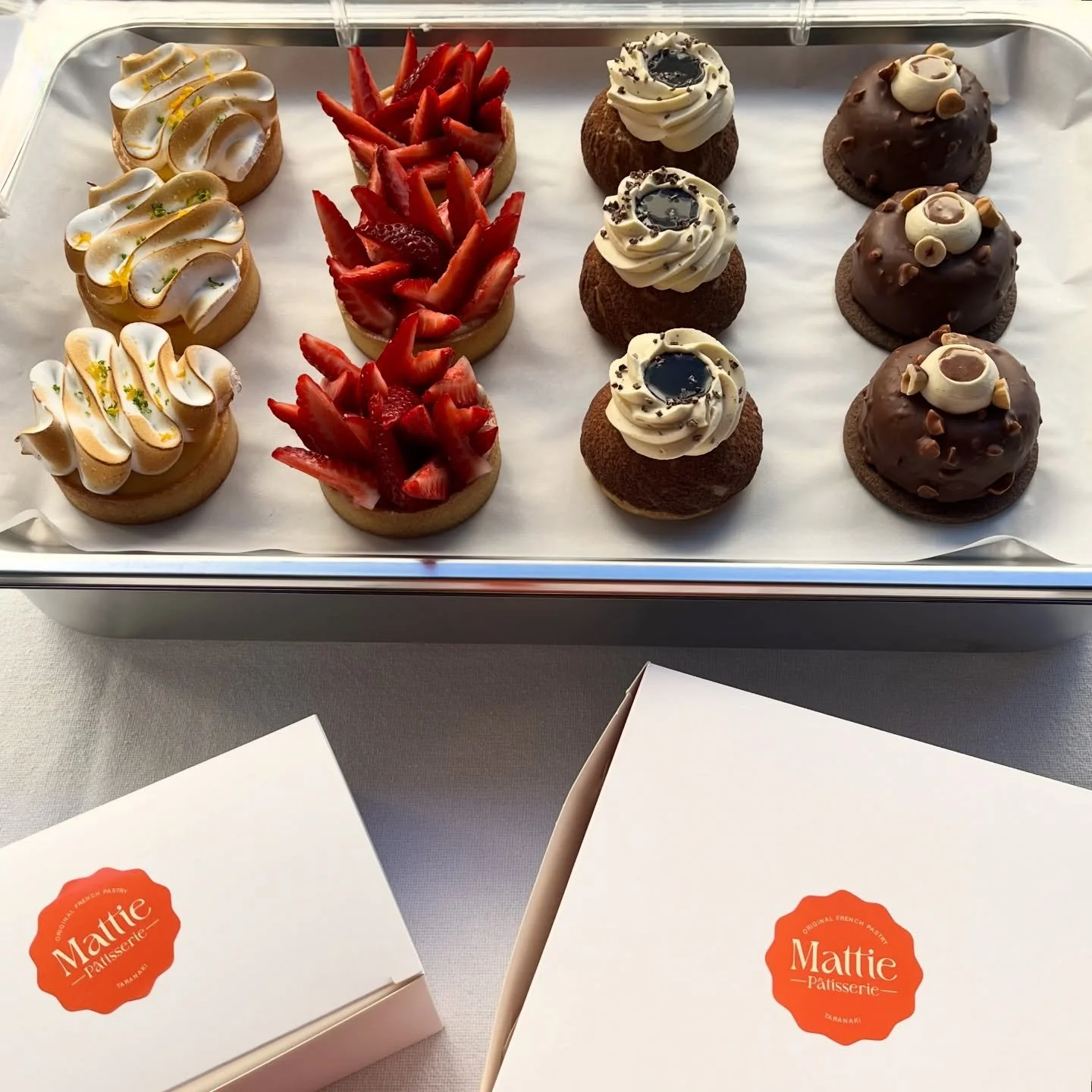 If you could pick just one, which desserts do you love the most ? 🧡 
Only 3 more Sundays to try these handcrafted goodies before our Christmas specials arrive&hellip; 🎄

See you Sunday at @farmers_market_taranaki 😊👋

#frenchdesserts #newplymouthe