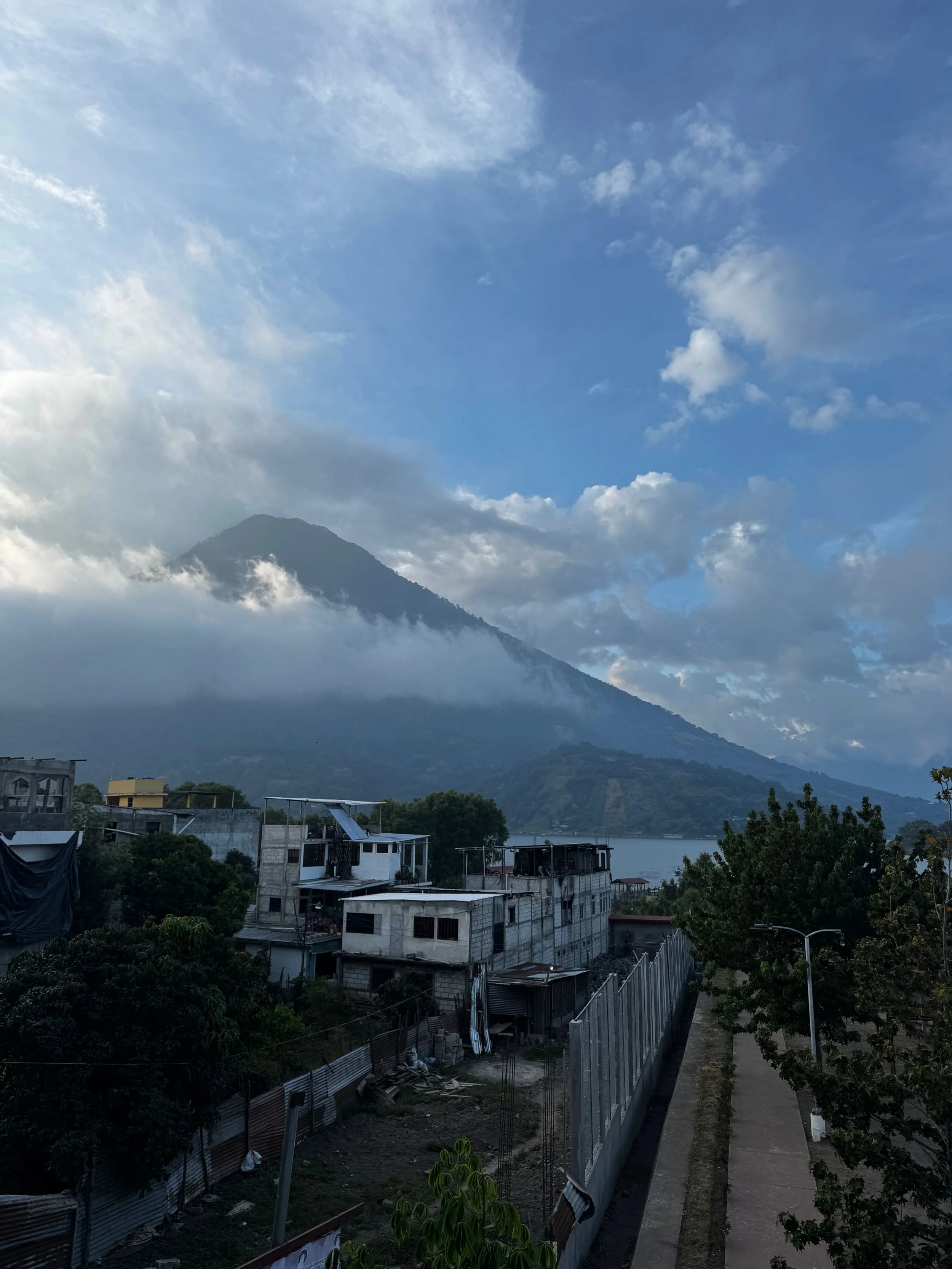 Casa Ceiba - Residency Tracks