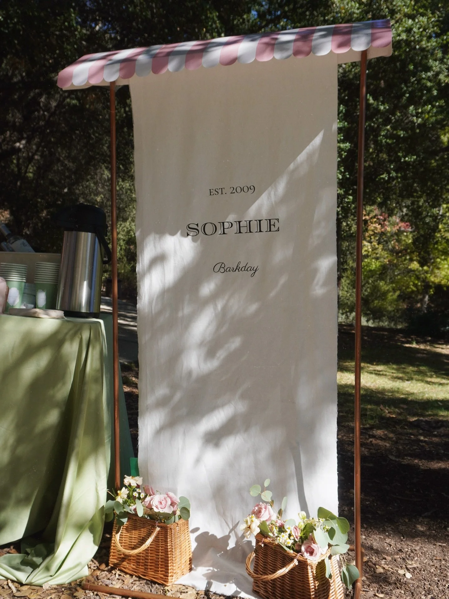 Calling all dog lovers! How cute are these photos from Sophie&rsquo;s Sweet 16 😭

Inspired by @ladureeus green and pink, we went full BONEJOUR theme. @sabykong had the cutest idea to bring back the peanut butter dog painting trend, &amp; the Pupcass