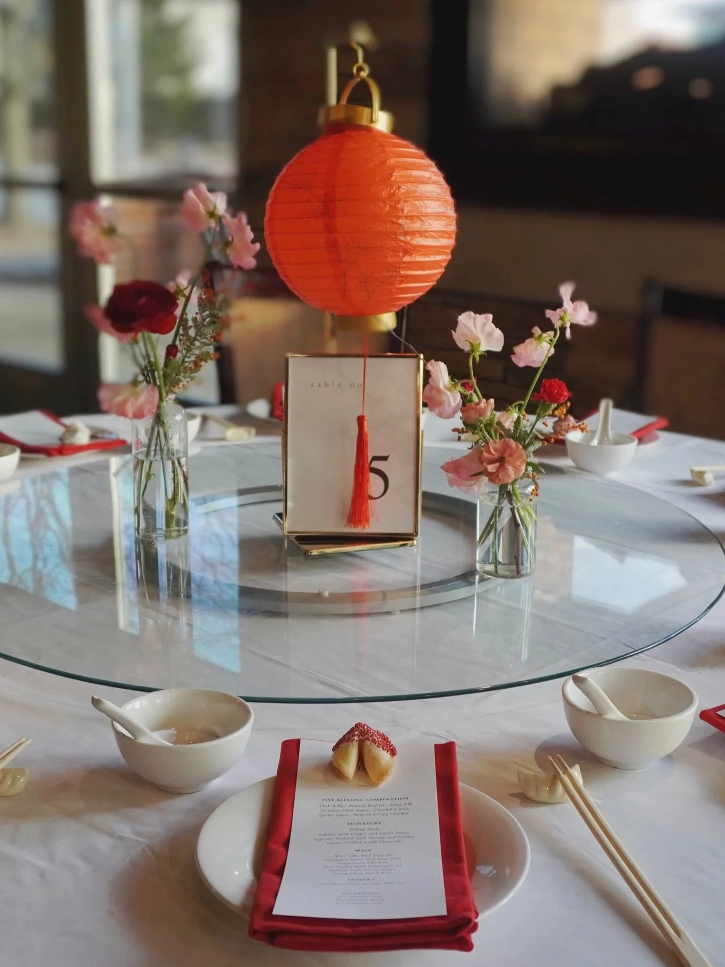 Some shots from last year&rsquo;s Chinese New Year corporate feast 🥠🍜🥟

This year, Chinese New Year falls on Tuesday 2/17, marking the start of the year of the horse! 

✨ Quick facts ✨
🧧 February 17 - March 3
🧧 Year of the Horse 
🧧 Married? Don