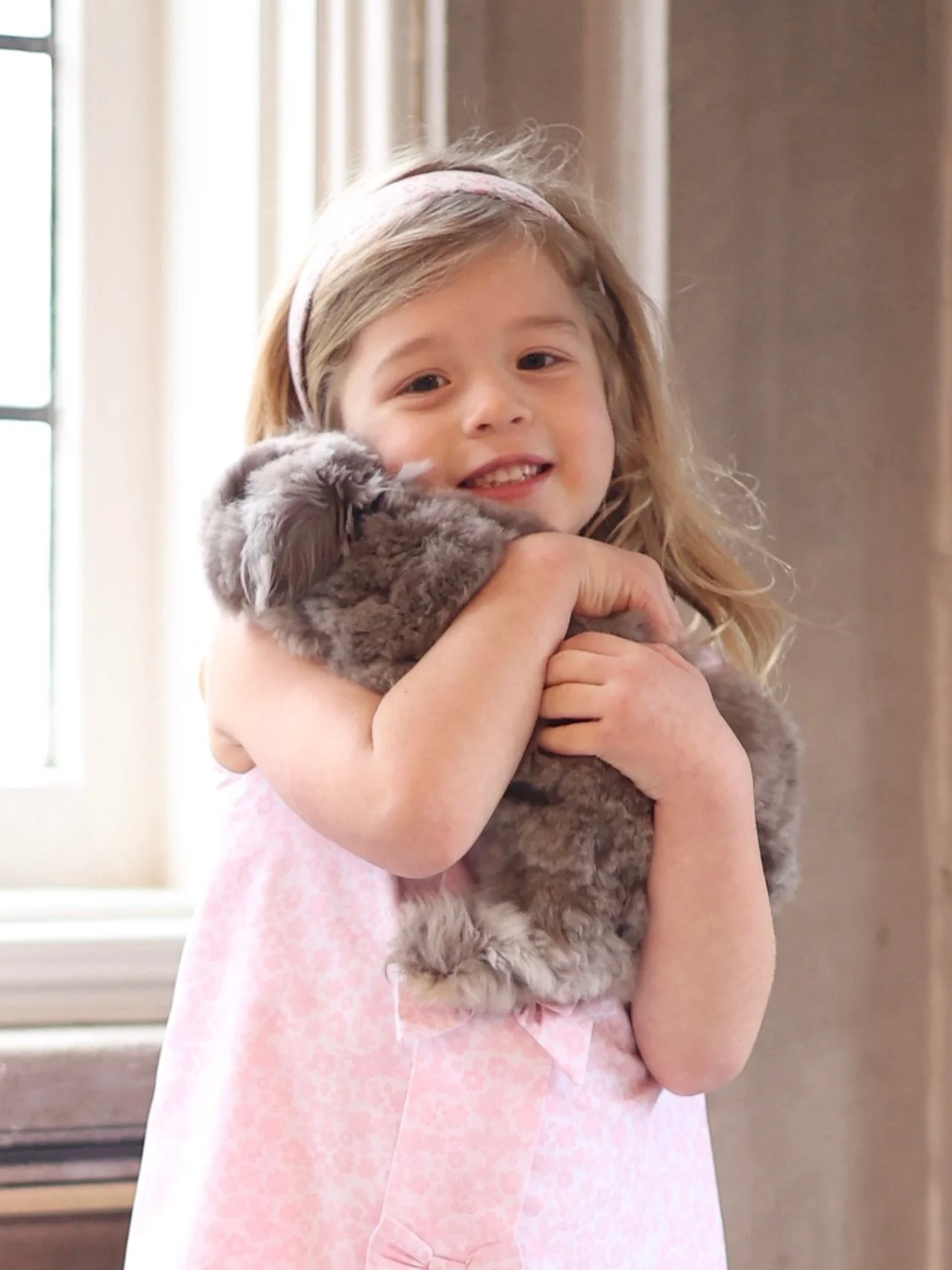 Happy animals of hop into spring ♡

🌷 Vendors 🌷
Host + bunnies @thebunnyburrow_carmel 
Co-host + picnic tables @openinvite.indy 
Venue @laurelhallindy 
Rentals @fern.event.rentals 
Photobooth @indyphotoco 
Musician @kristentheband 
Kids activity @4