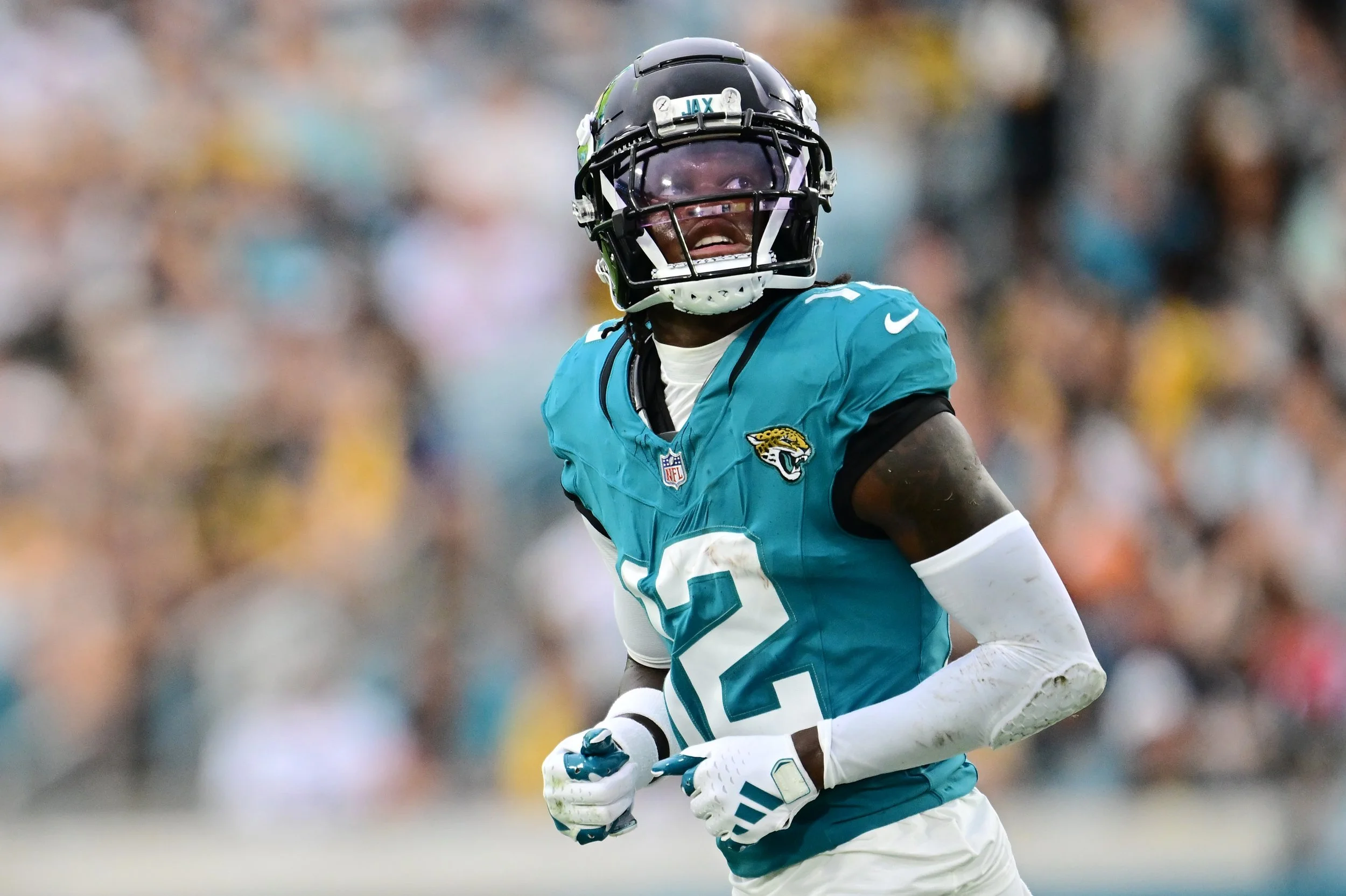 Is It Time For Travis Hunter To Pick One Position So He Can Make A Bigger Impact?