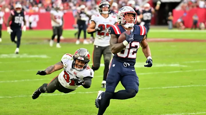 Patriots Shock Buccaneers in Tampa Bay, Improve to 8-2