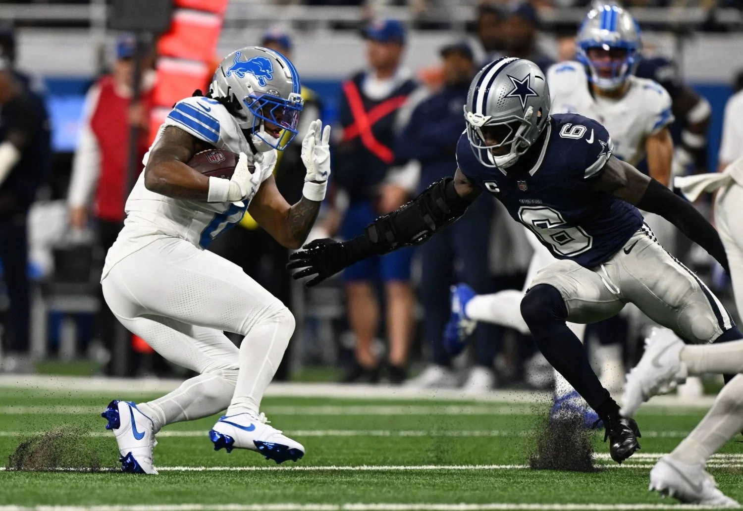 Cowboys Can’t Stop Gibbs, Lose to Detroit on TNF