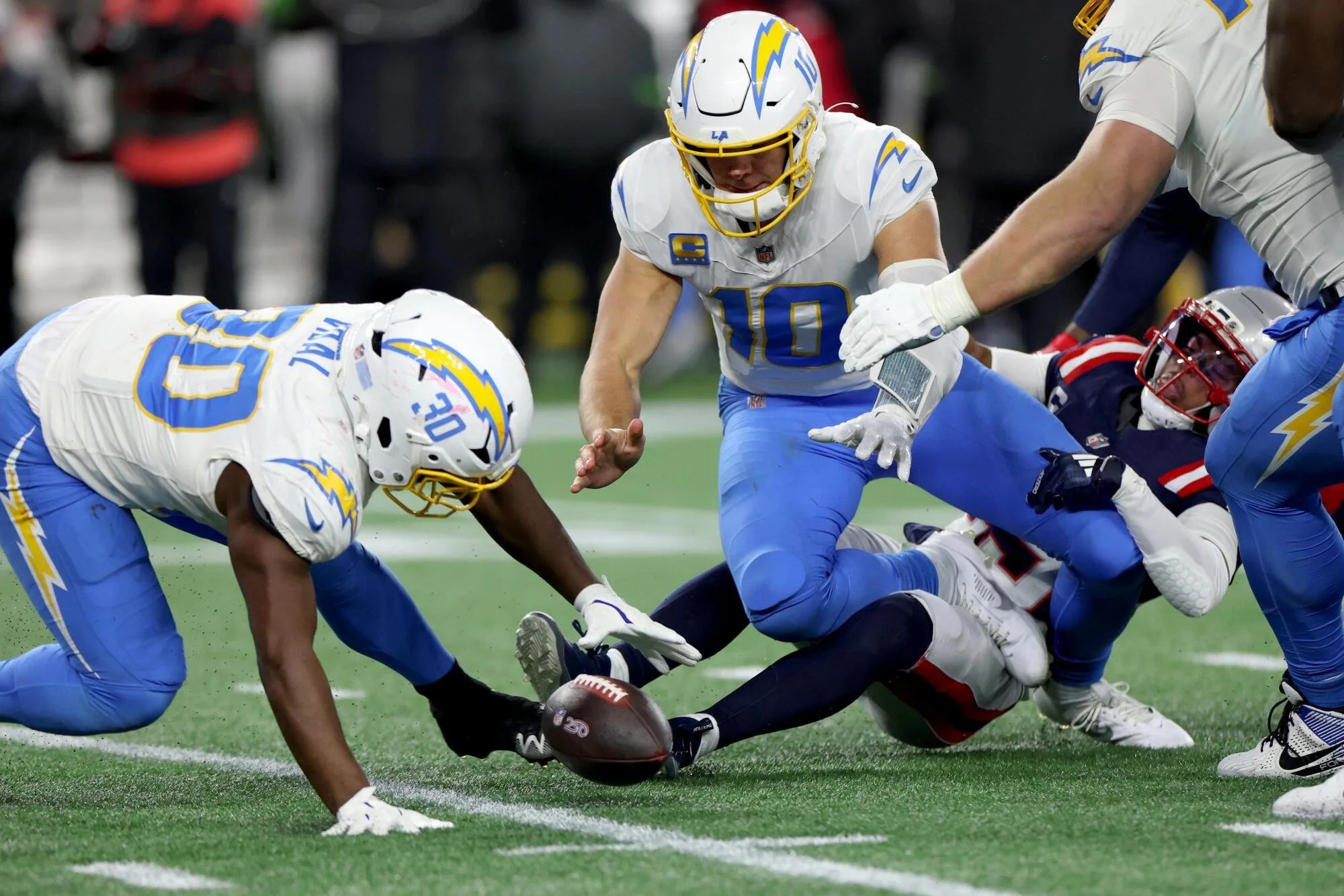 Wild Card Recap: Chargers drop to the Patriots at Gillette Stadium