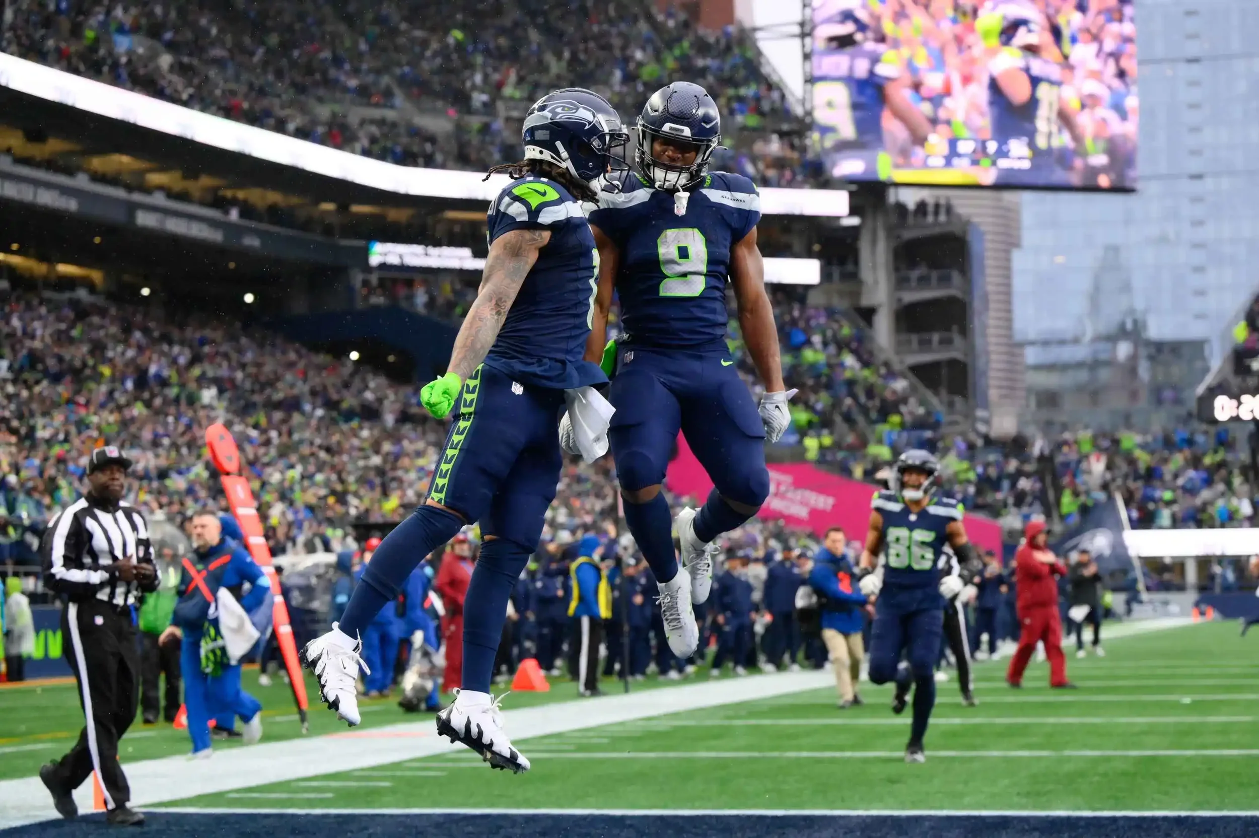 Seattle Seahawks Face Rams in NFC Championship After Dominant Divisional Win