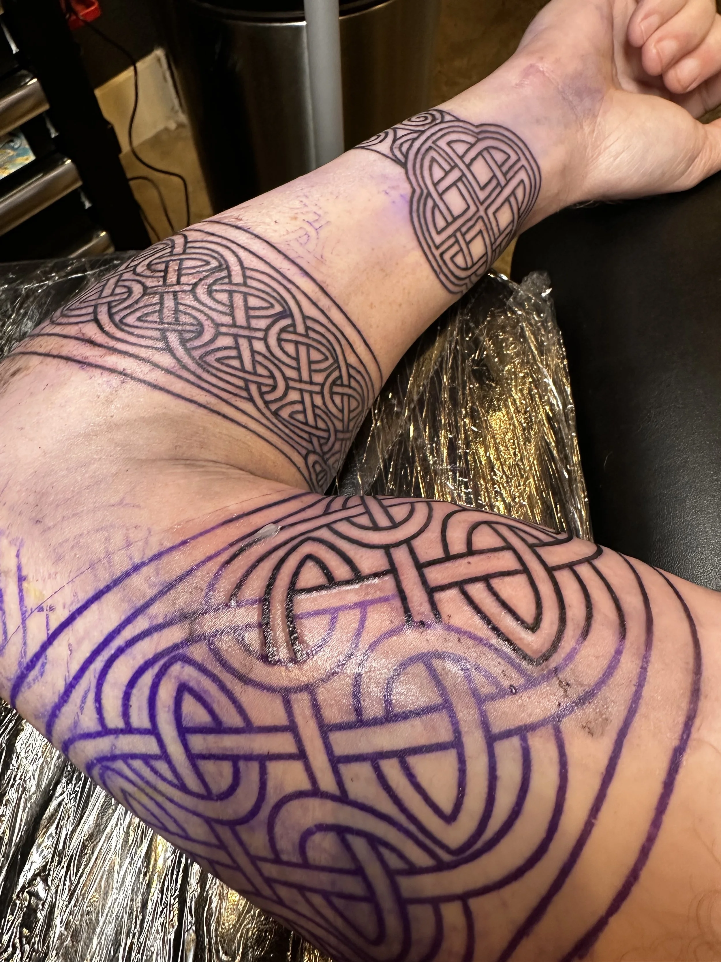 CELTSLEEVE2.jpg