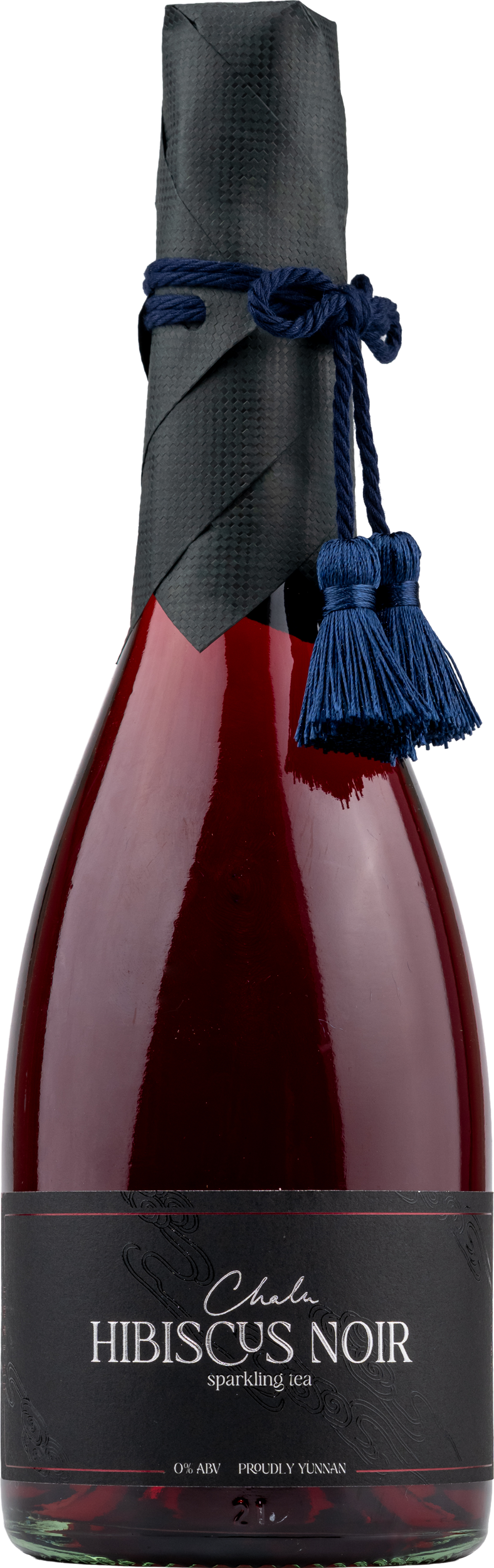 Chalu Hibiscus Noir Sparkling Tea - A blend of Yunnan hibiscus, wild purple camellia, and berries.Bold, ruby-colored, and caffeine-free. Lush red fruit and floral perfume with firm tannins — think young Gamay, without the alcohol.
