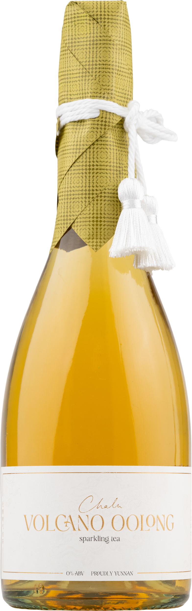 Chalu Volcano Oolong Sparkling Tea - Oolong grown on the volcanic slopes of Tengchong. Toasty and dry with layers of alpine grass, nutty depth, and volcanic structure. A versatile pour with Champagne-like finesse.