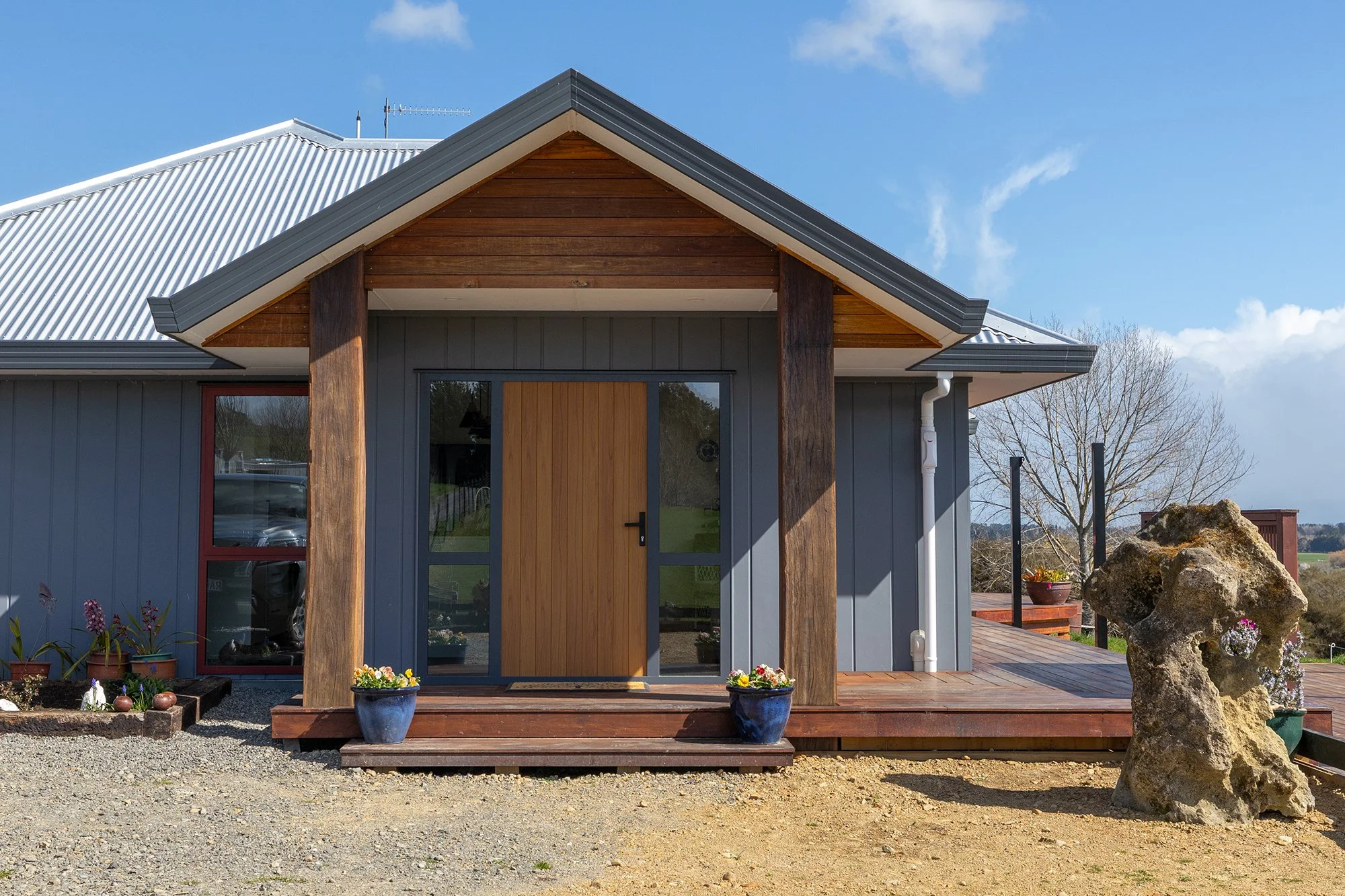 Lees Pakaraka - Addition