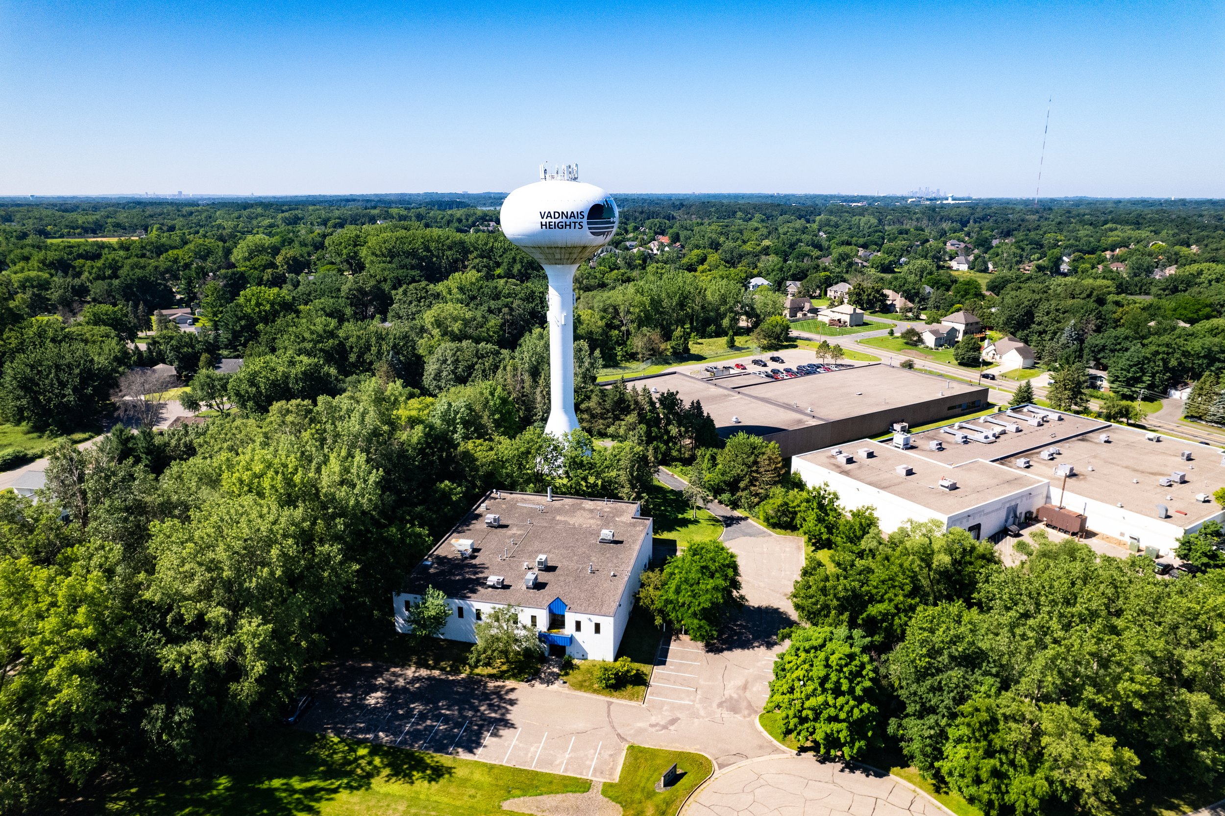 Listing Feature: 400 Commerce Court