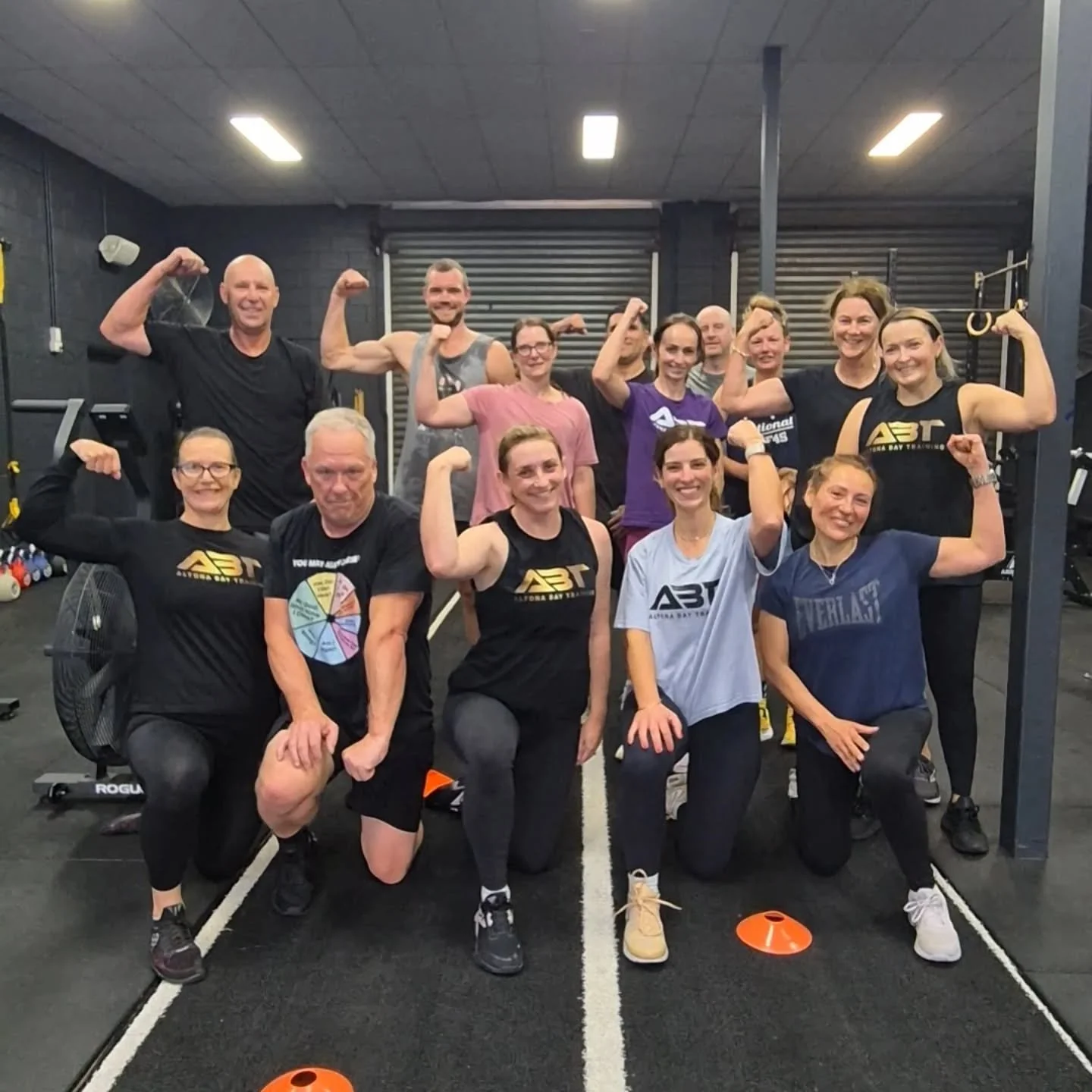 Saturday crew &mdash; you were on 🔥🔥🔥 today. Solid work building that cardio engine (even when it wasn&rsquo;t pretty). Not easy, but you got it done. So good seeing you all in the studio&mdash;have an awesome weekend 💪