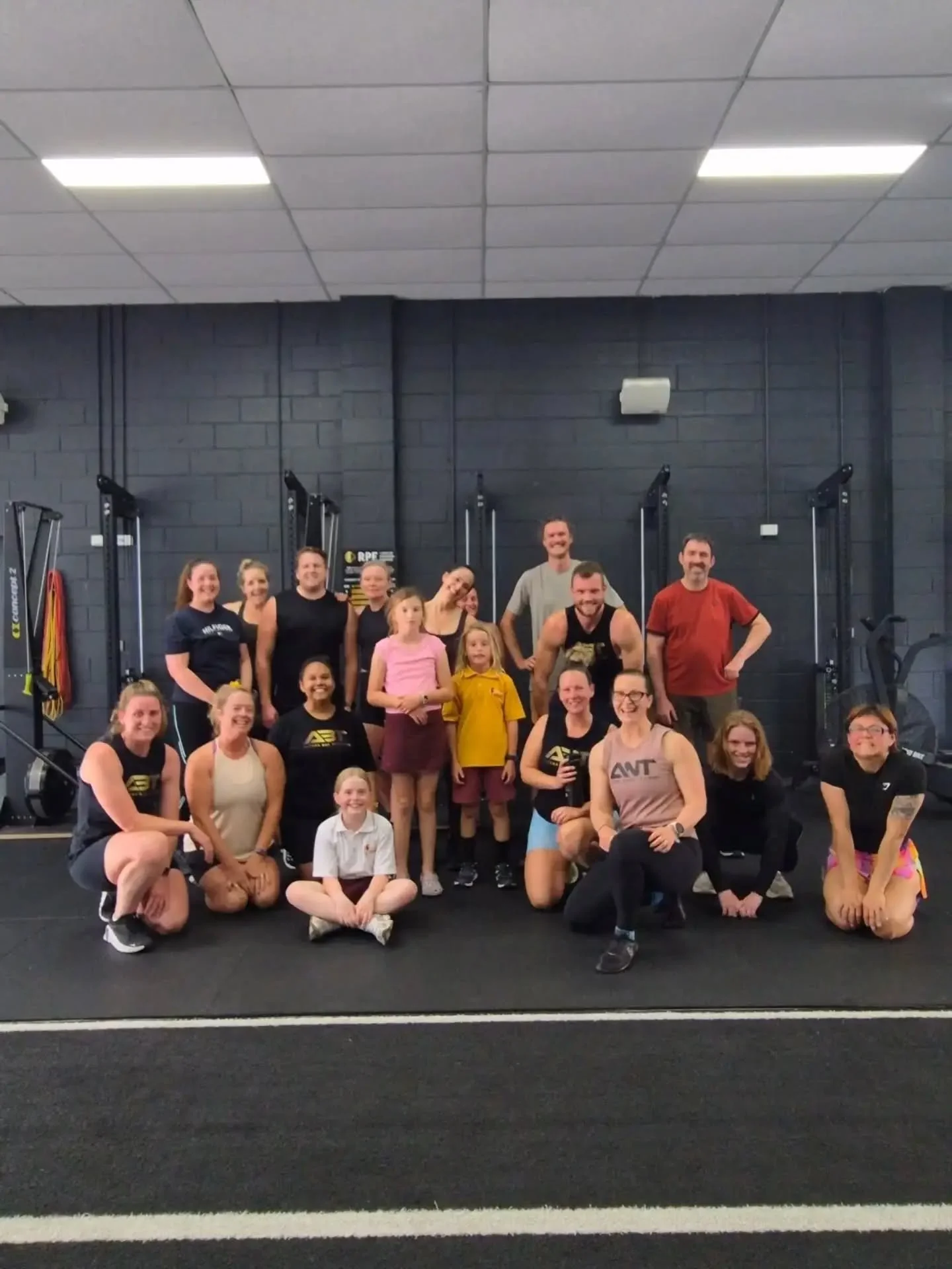Our FREE monthly Friday Pop-ups are a great chance to end the week on a high with a bit of fun and friends, new and old. This month we pulled out all the stops and used every piece of equipment possible to bring you one of our sweatiest sessions yet!