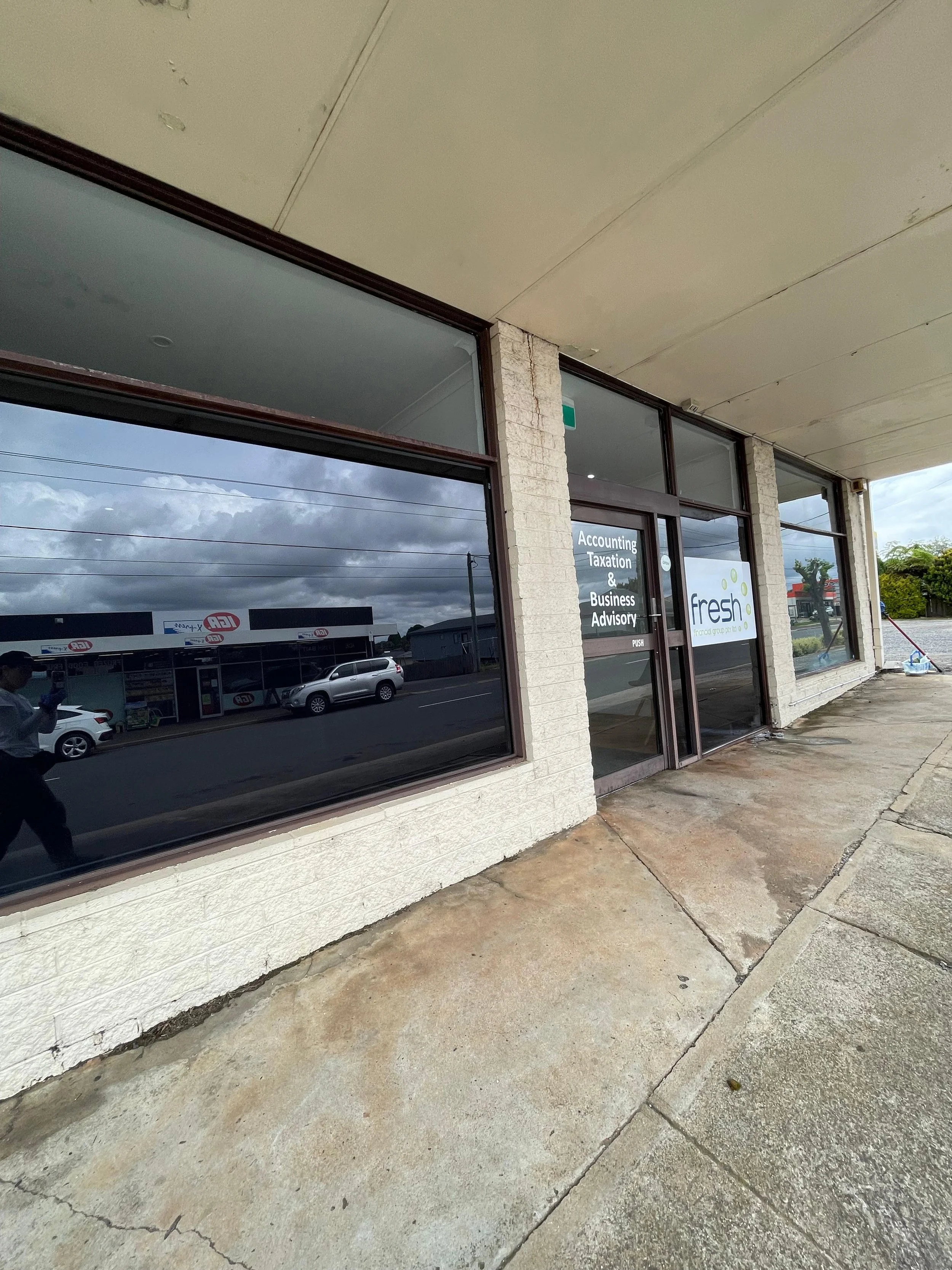 WhatsApp Image 2025-03-24 at 19.52.48.jpeg