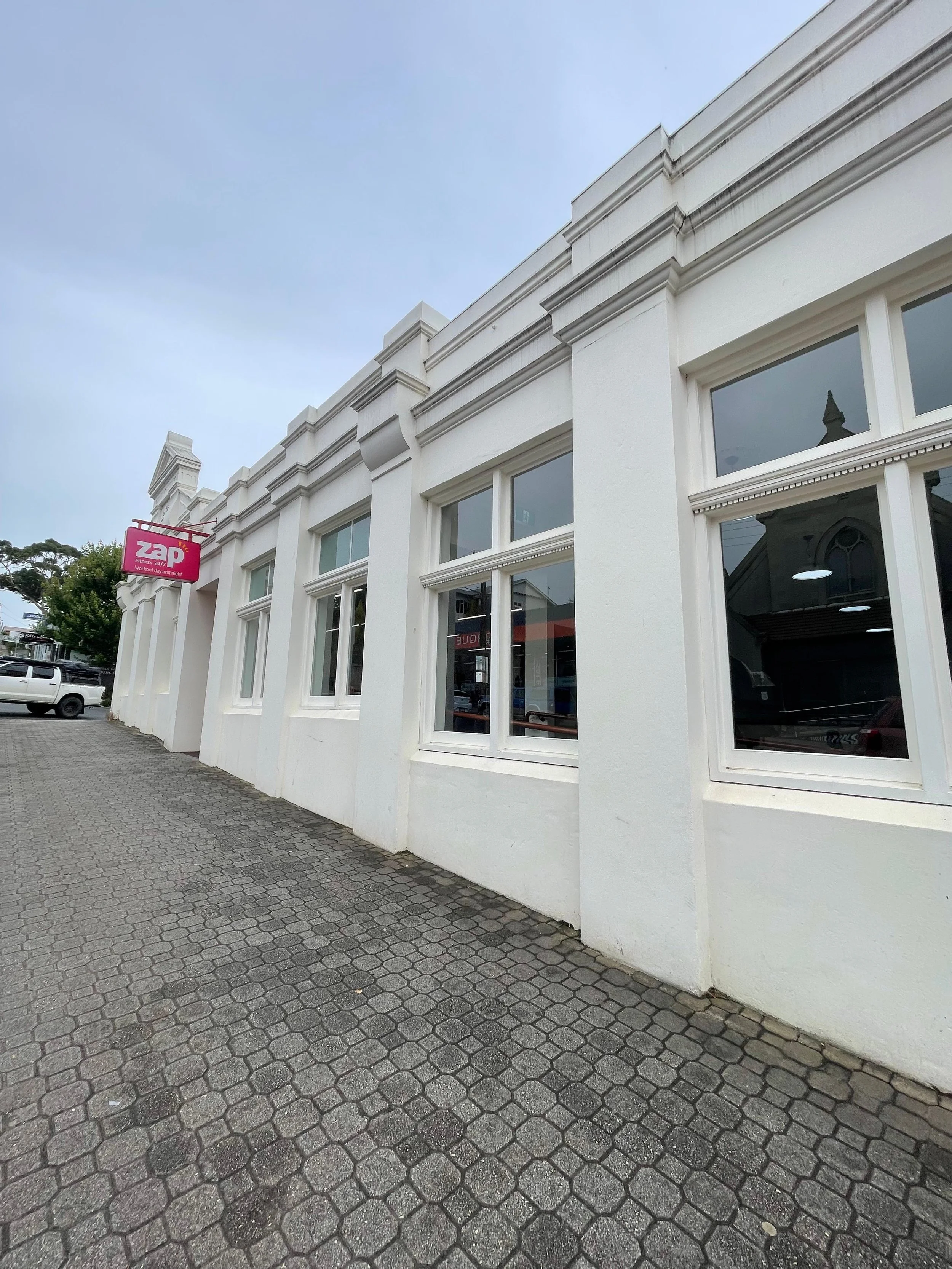 WhatsApp Image 2025-03-20 at 14.56.50 (11).jpeg