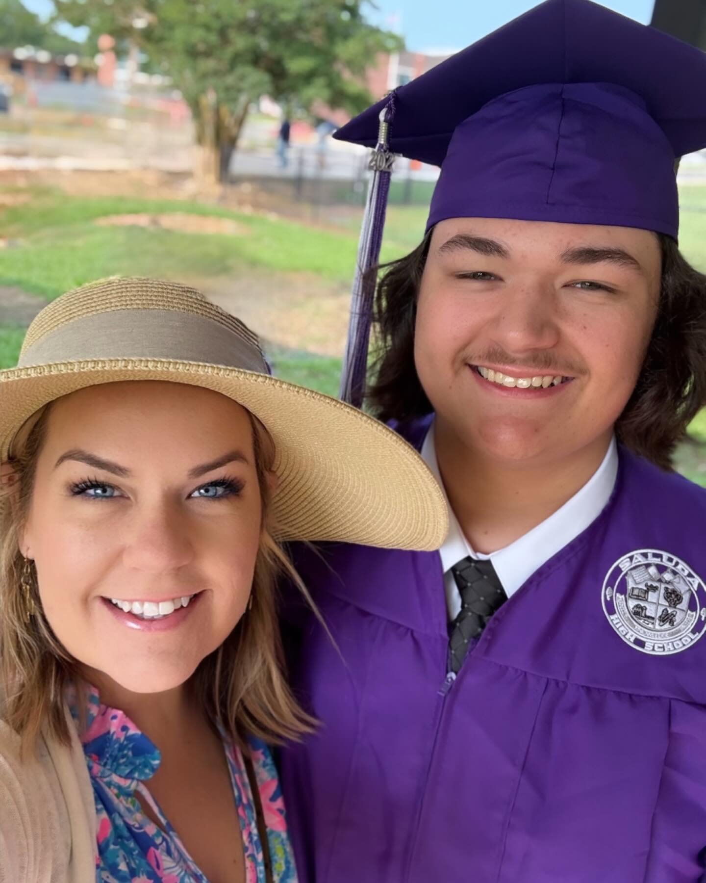 Congratulations to my son, Ethan Shealy, Saluda High School Class of 2025! đ
Proverbs 3:5-6 #saludasc #saludahighschool #onesaluda @saludahighschool #classof25 #classof99