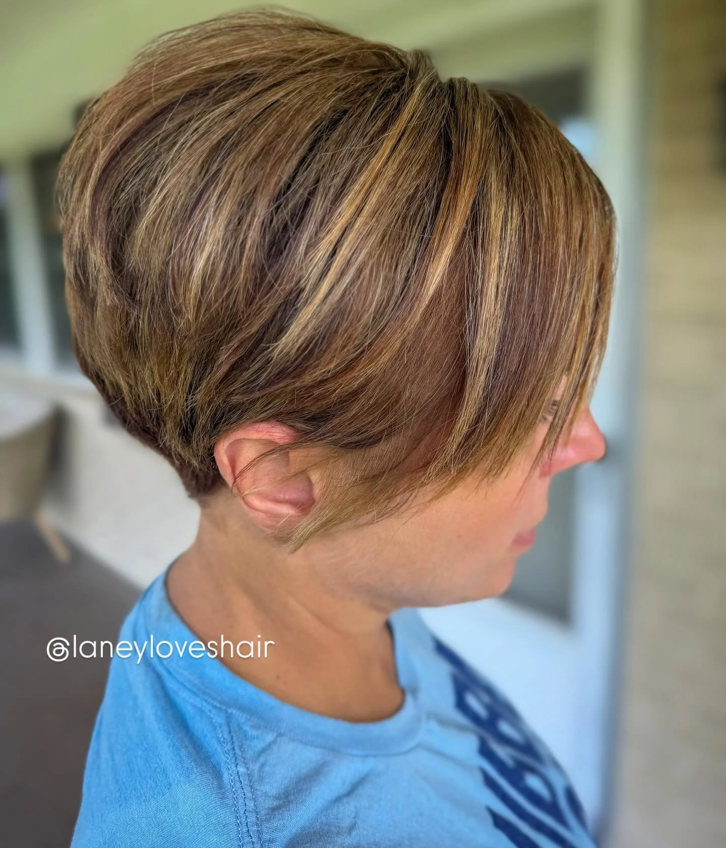 ✨BOBBIE JO✨ Fall is in the hAIR! 🍂🍁

September appointments available! Booking info in bio ✅ 

@brandedarrowsalon @keunehaircosmetics #shorthairdontcare #fallhair #lakemurray #lakemurrayhairstylist #schairstylist #saludasc #prosperitysc #leesvilles