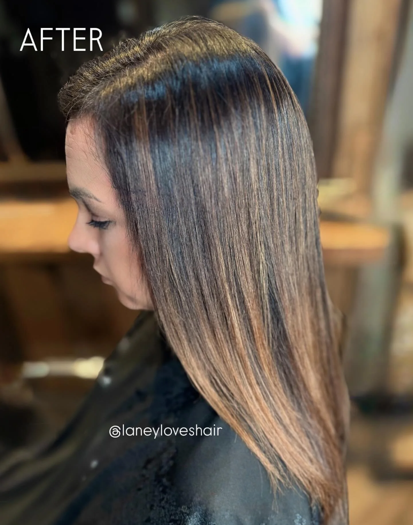 ✨LEAH✨ Before &amp; After of the Day! Transformed streaky, brassy highlights to a seamless, golden blend 

#beforeandafterhair #803hairstylist #lakemurrayhairstylist #colormelt #saludasc