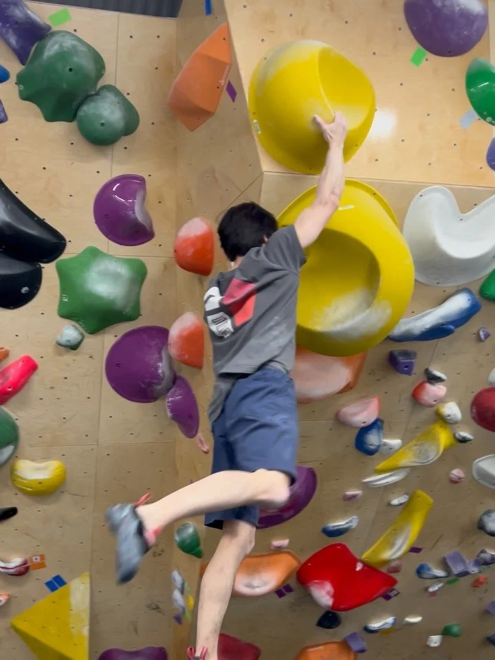 10 purple tapes to enjoy!

Climber: @hayato_furusugi